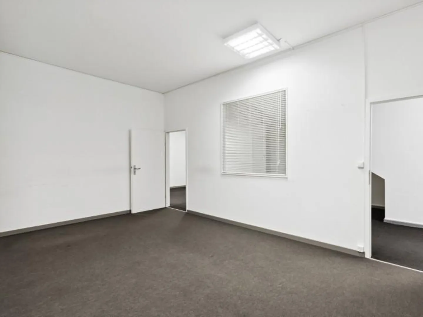 Spacious Office Space in Sécheron - Photo 6 of 13