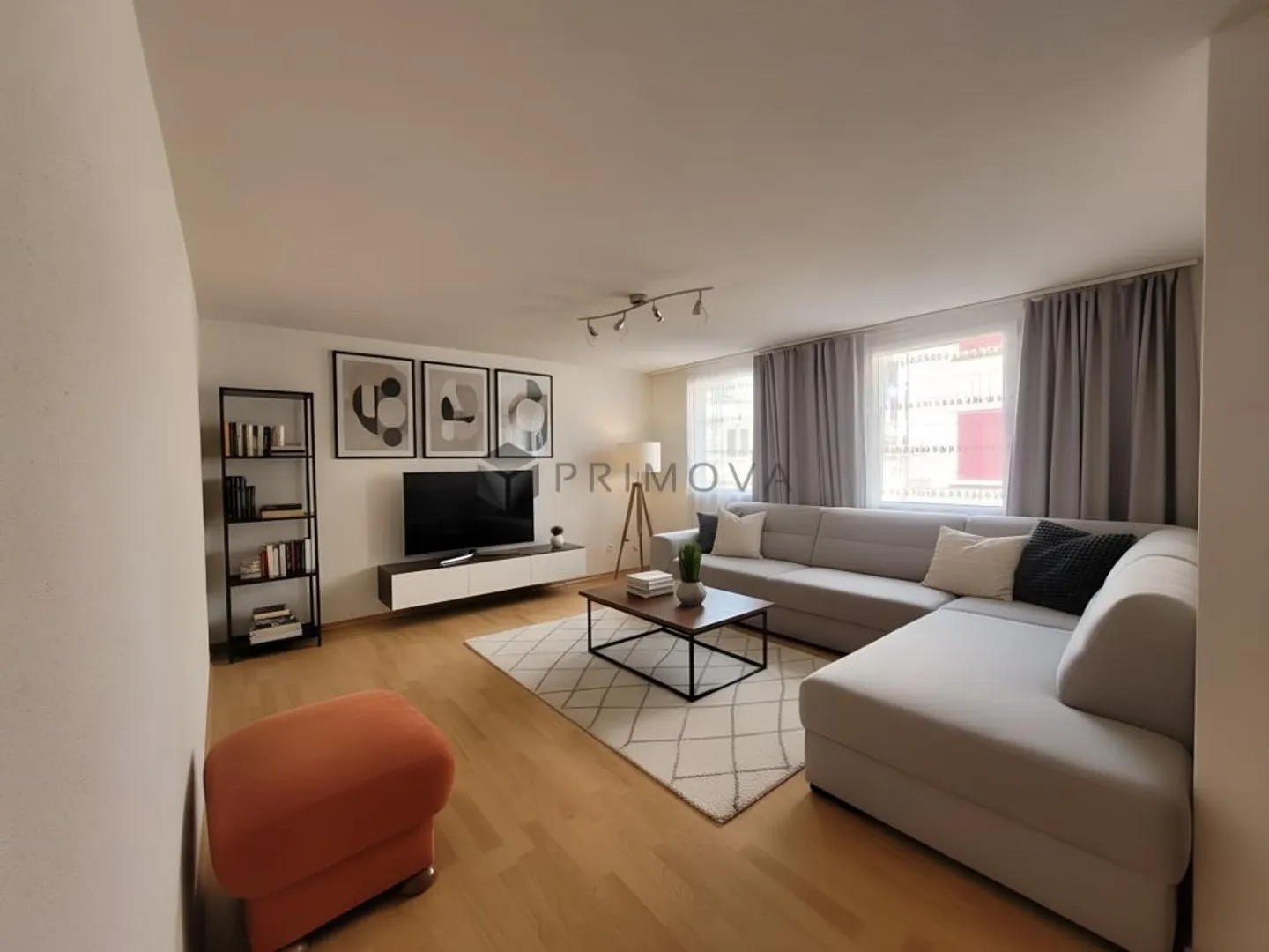 Versatile multi-family house with potential in the center of Gossau - Photo 4 of 8