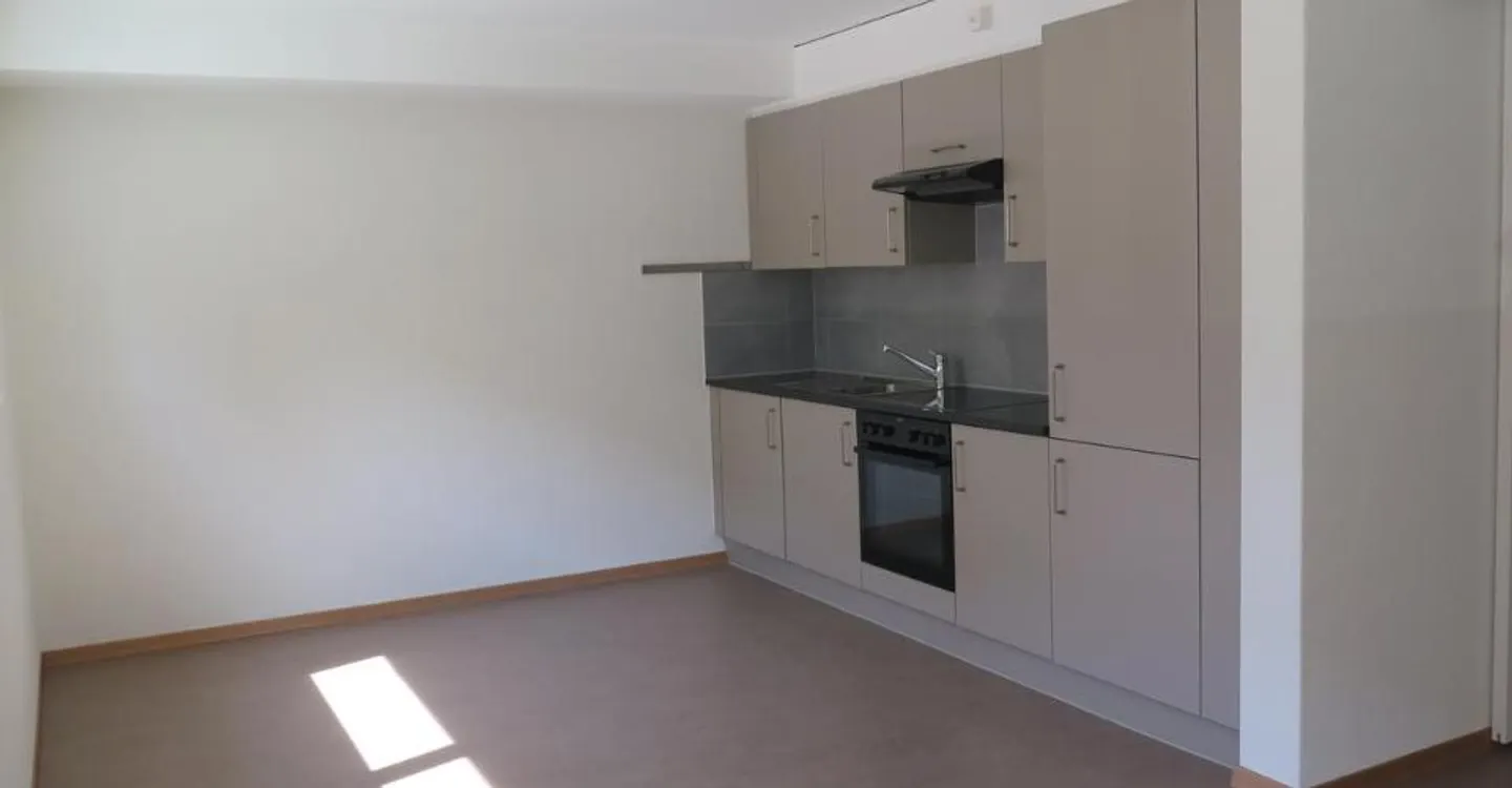 Appartement Accessible au Rez-de-Chaussée - Photo 2 sur 6