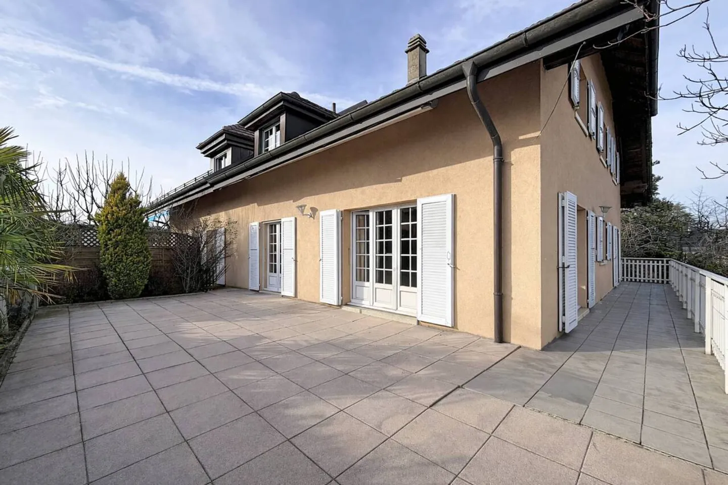 Spacieuse Villa Jumelle - Photo 3 sur 11