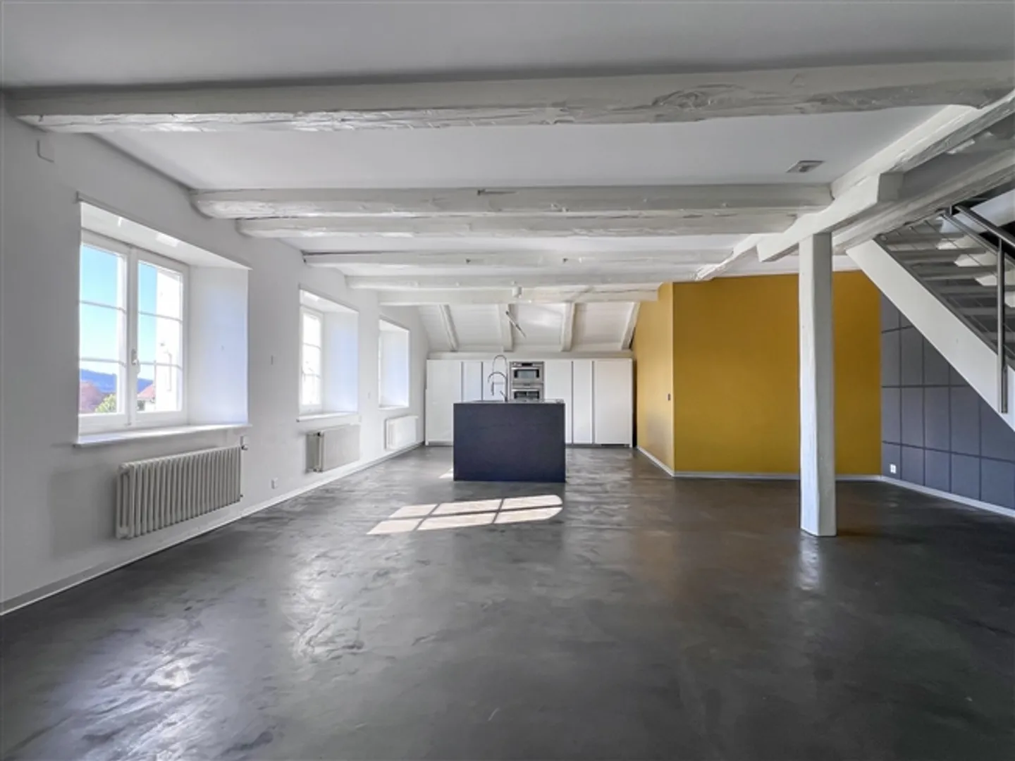 Charming duplex with a view of Val-de-Ruz – 4.5 rooms | 159 m² - Photo 8 of 13