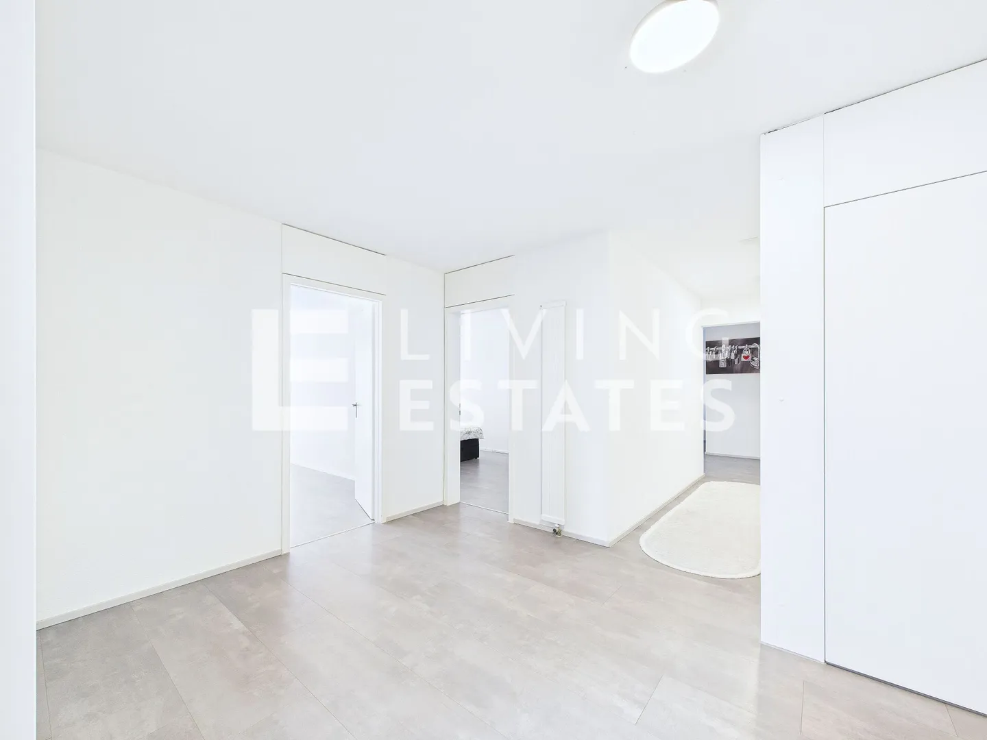 VOTRE BONHEUR FAMILIAL - CONFORTABLE. MODERNE. PROCHE DE LA VILLE. - Photo 7 sur 19