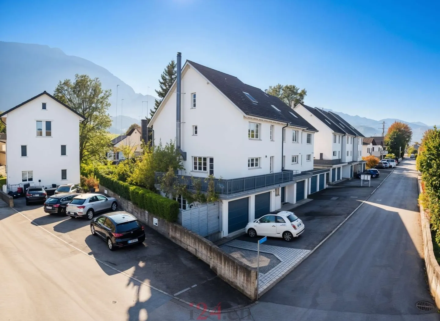 Maison en terrasse à vendre - Photo 1 sur 12