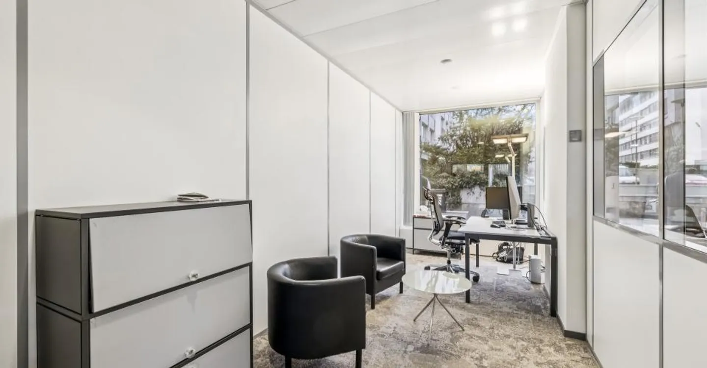 PLUG & WORK OFFICES 269 m² | Pont Rouge District - Photo 5 of 10