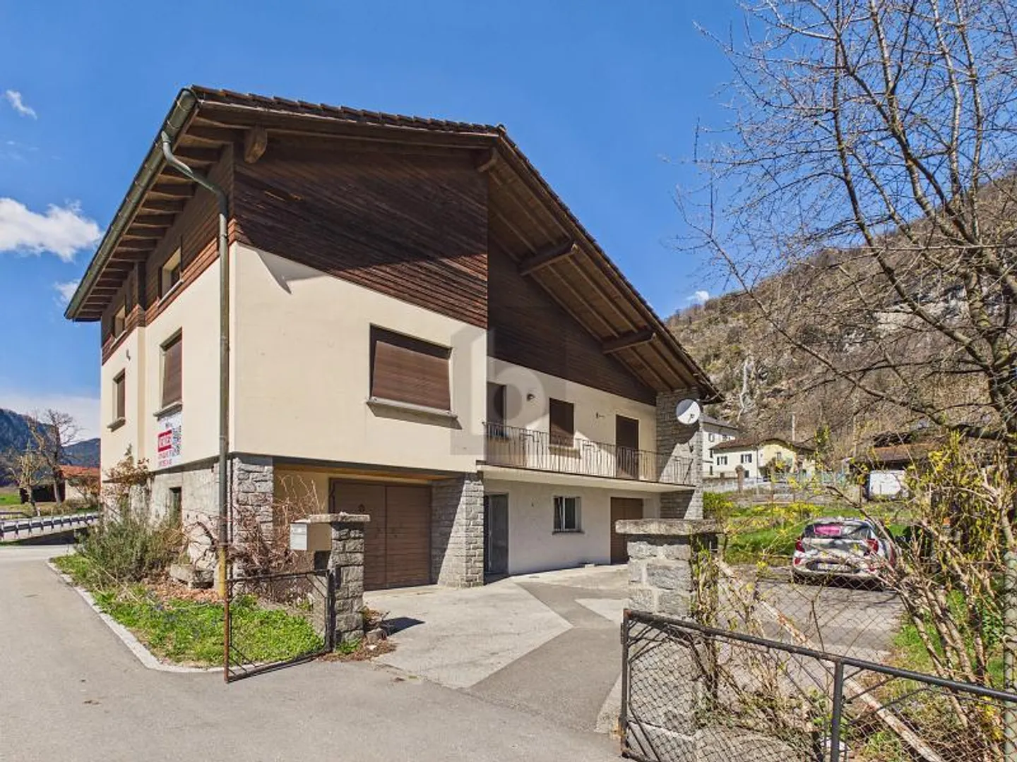 SPACIEUX ET ACCUEILLANT AVEC JARDIN - Photo 5 sur 6