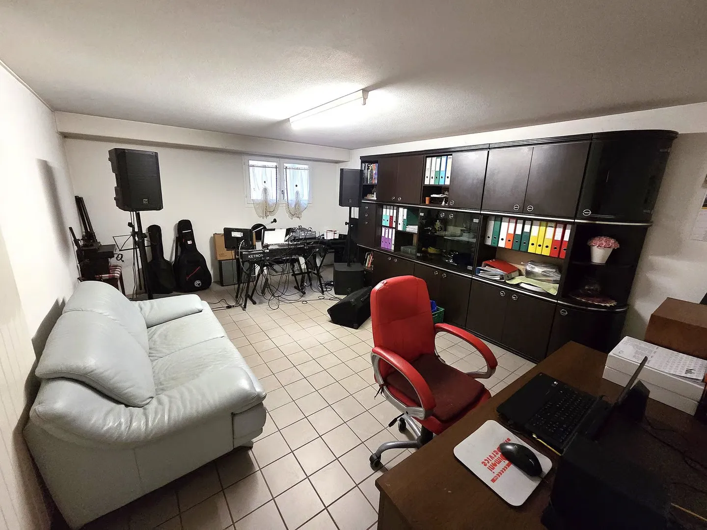 Spacious single-family house with 6 rooms in Gorduno - Photo 12 of 21