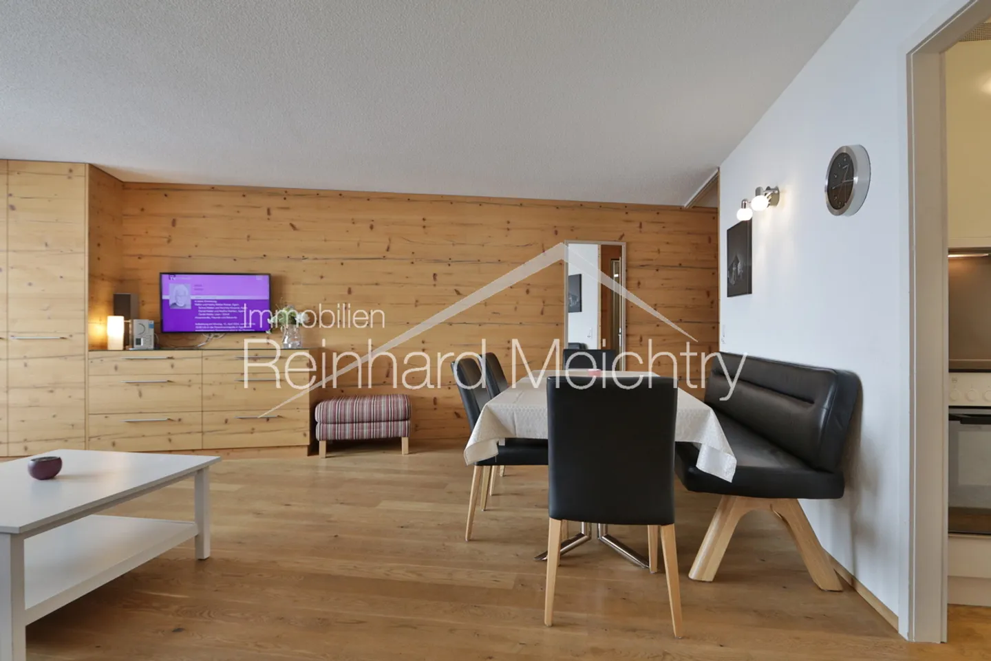 Top renovated 3.5 room holiday apartment in the 'Majesta' house in Leukerbad - Photo 13 of 36