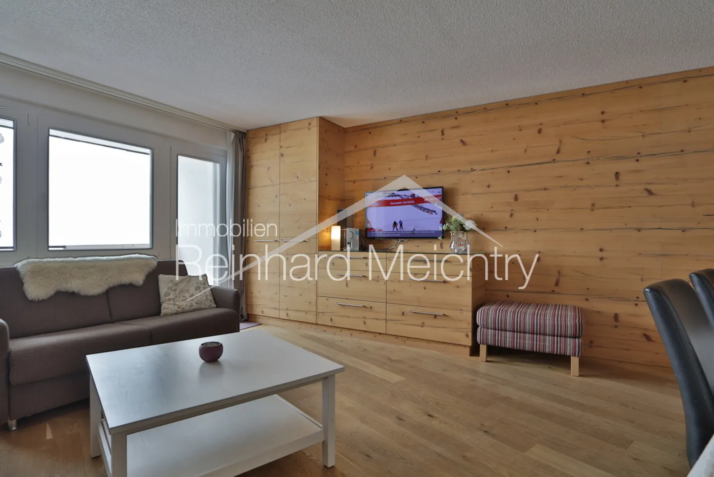 Top renovated 3.5 room holiday apartment in the 'Majesta' house in Leukerbad - Photo 14 of 36
