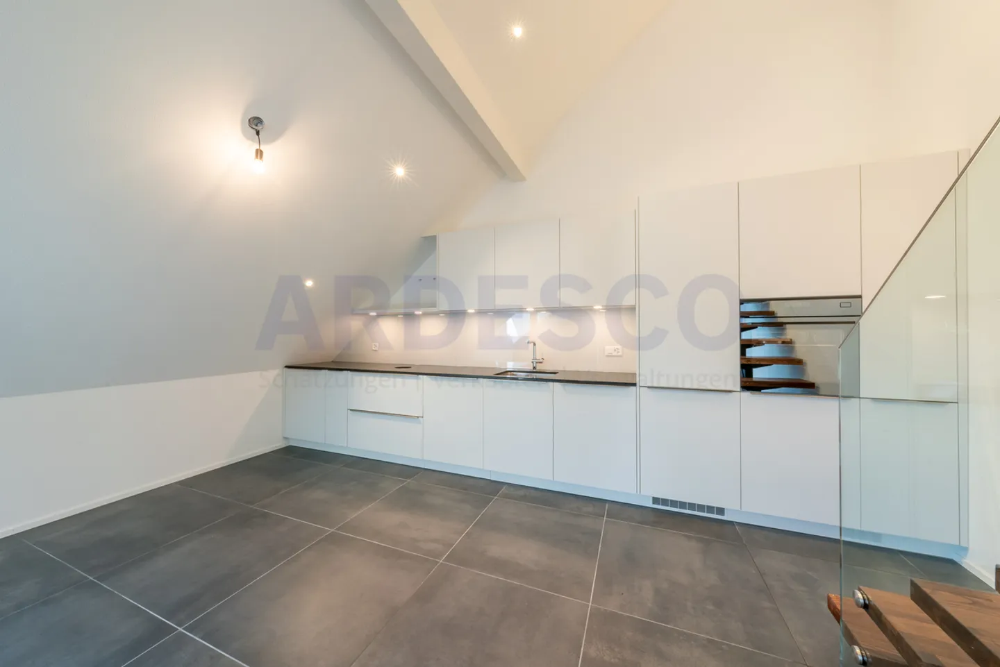 Elegance, comfort, and excellent condition combined! - Photo 2 of 9