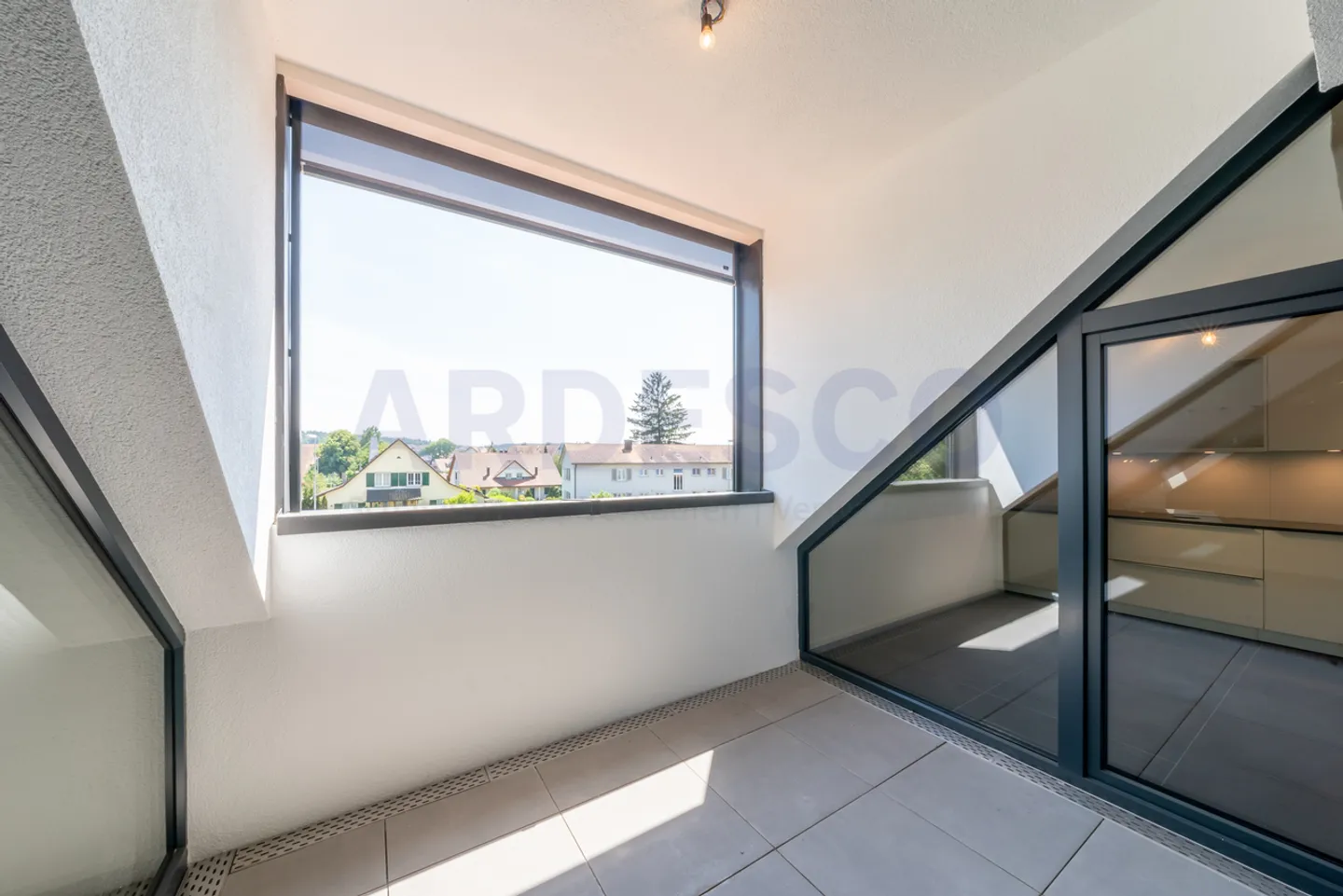 Elegance, comfort, and excellent condition combined! - Photo 8 of 9