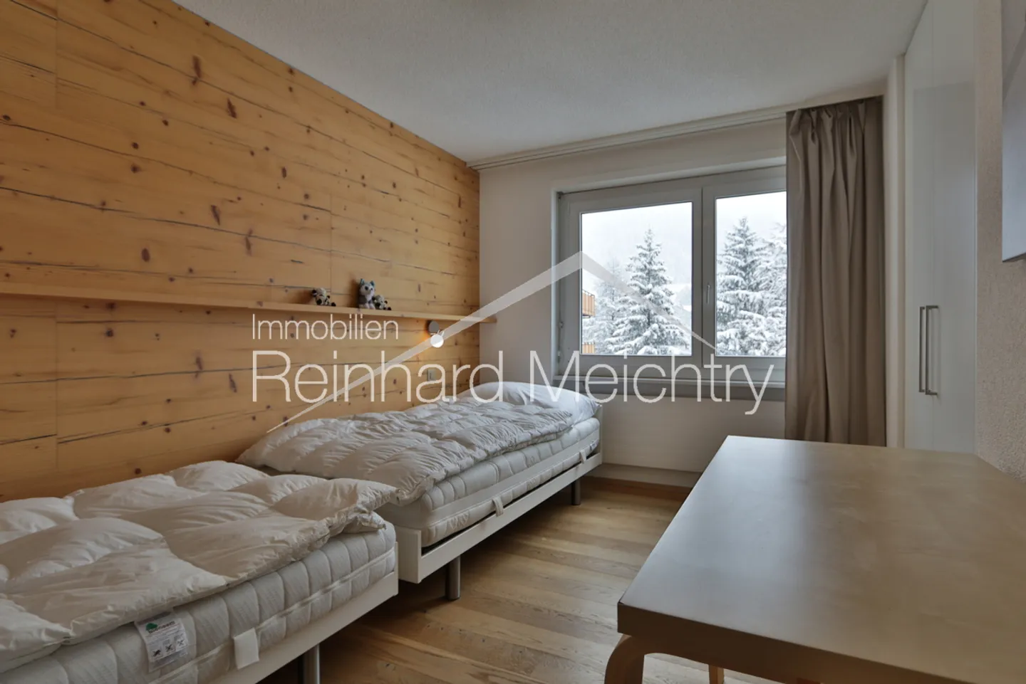 Top renovated 3.5 room holiday apartment in the 'Majesta' house in Leukerbad - Photo 22 of 36