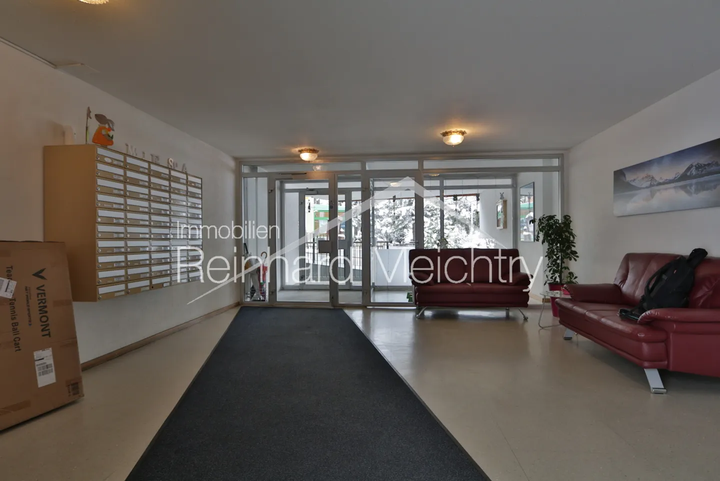 Top renovated 3.5 room holiday apartment in the 'Majesta' house in Leukerbad - Photo 30 of 36