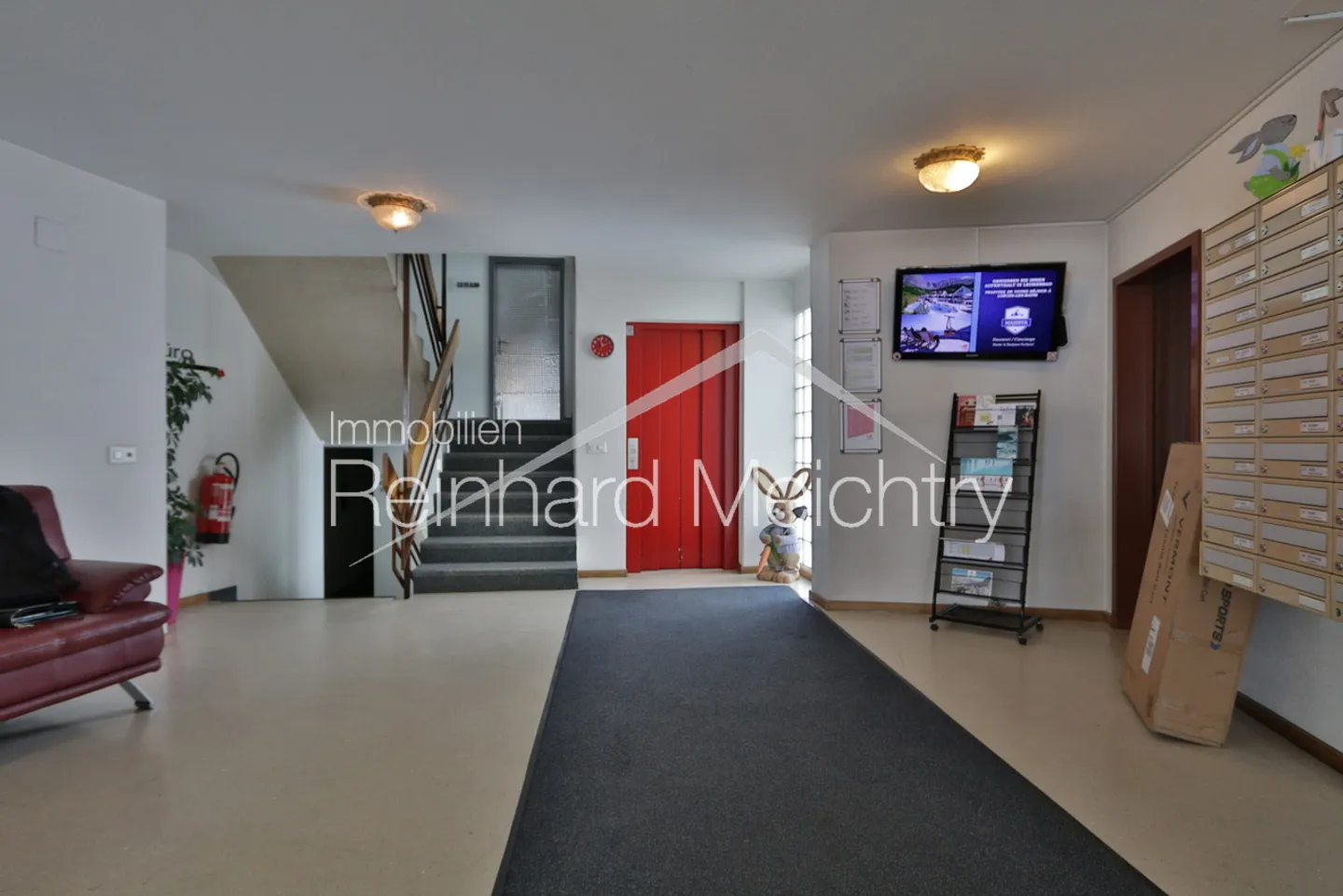 Top renovated 3.5 room holiday apartment in the 'Majesta' house in Leukerbad - Photo 31 of 36