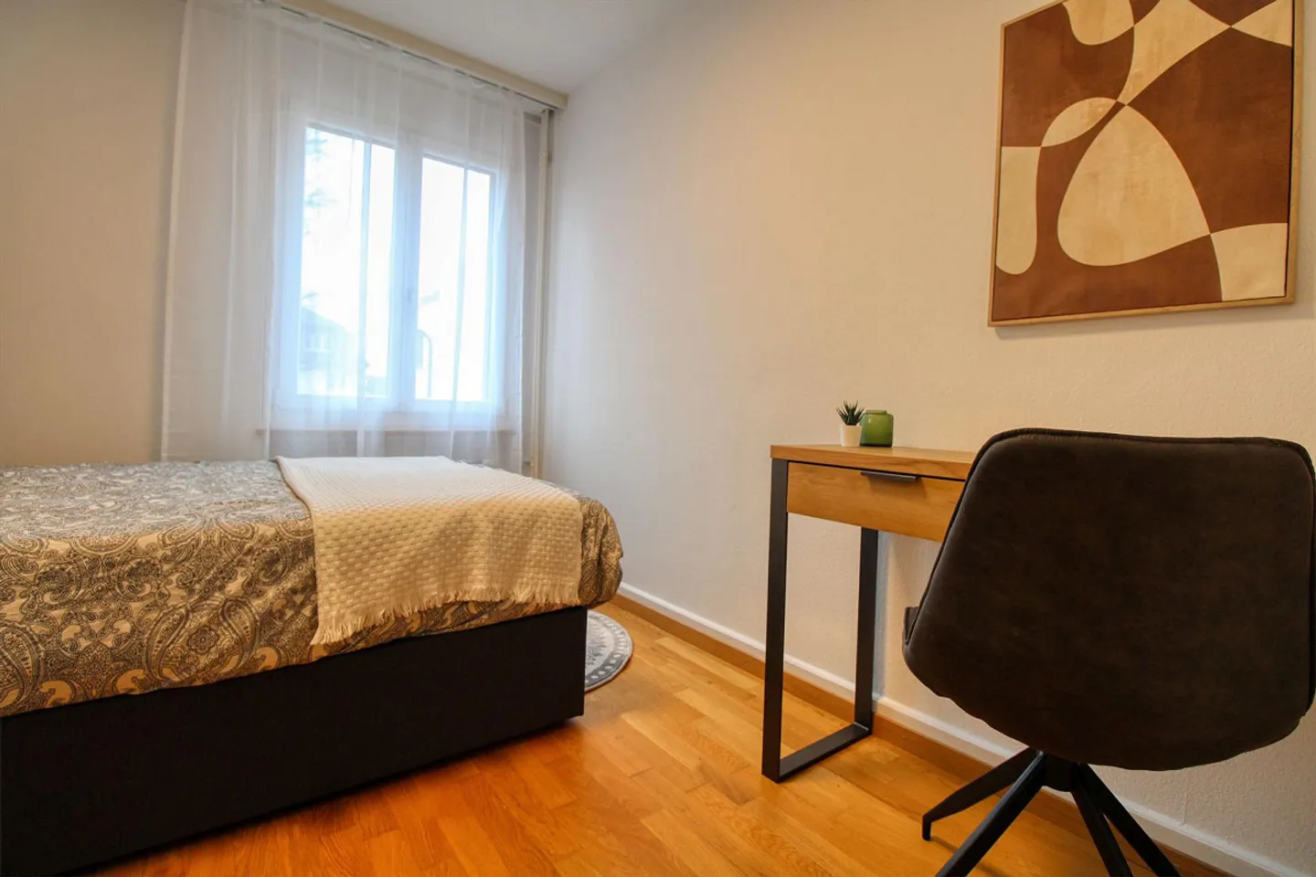 Il tuo coliving elegante nel vivace quartiere Höngg di Zurigo - Foto 1 di 13