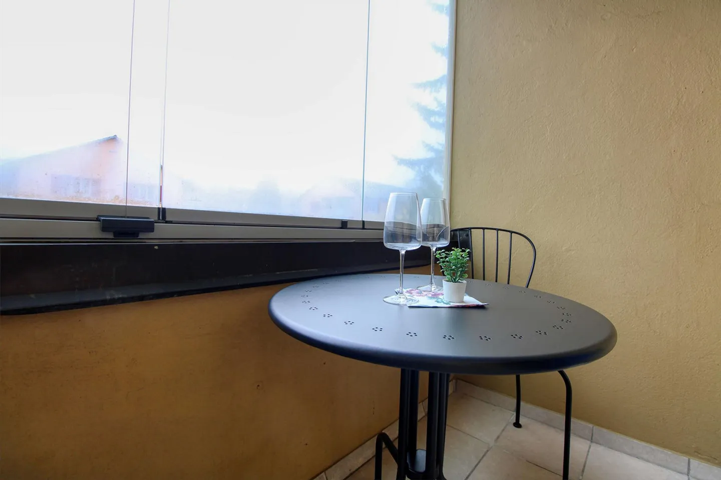 Il tuo coliving elegante nel vivace quartiere Höngg di Zurigo - Foto 12 di 13