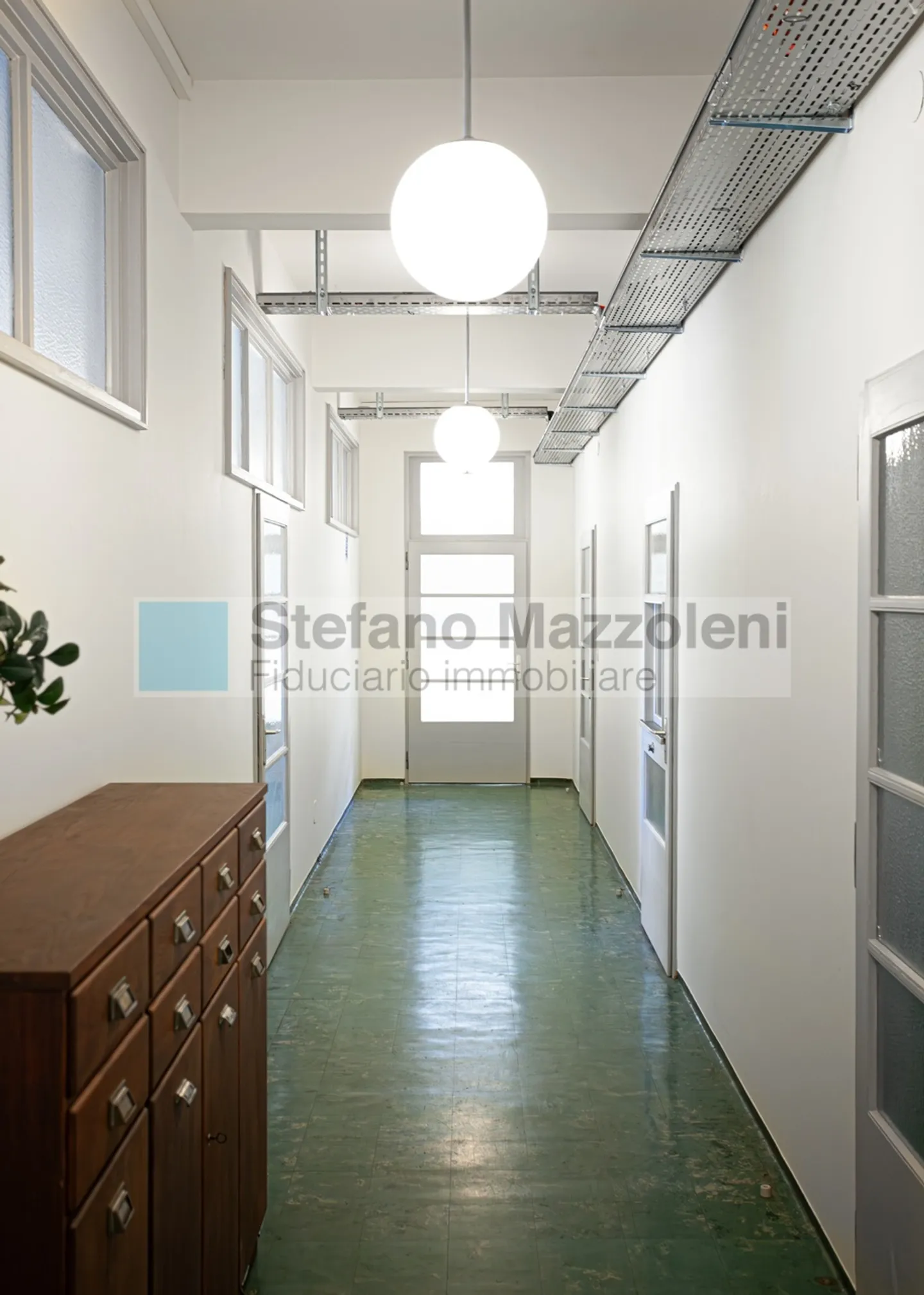 LUGANO LORETO - Ufficio di 200mq di 6 loc. con sala riunioni - Foto 4 di 6