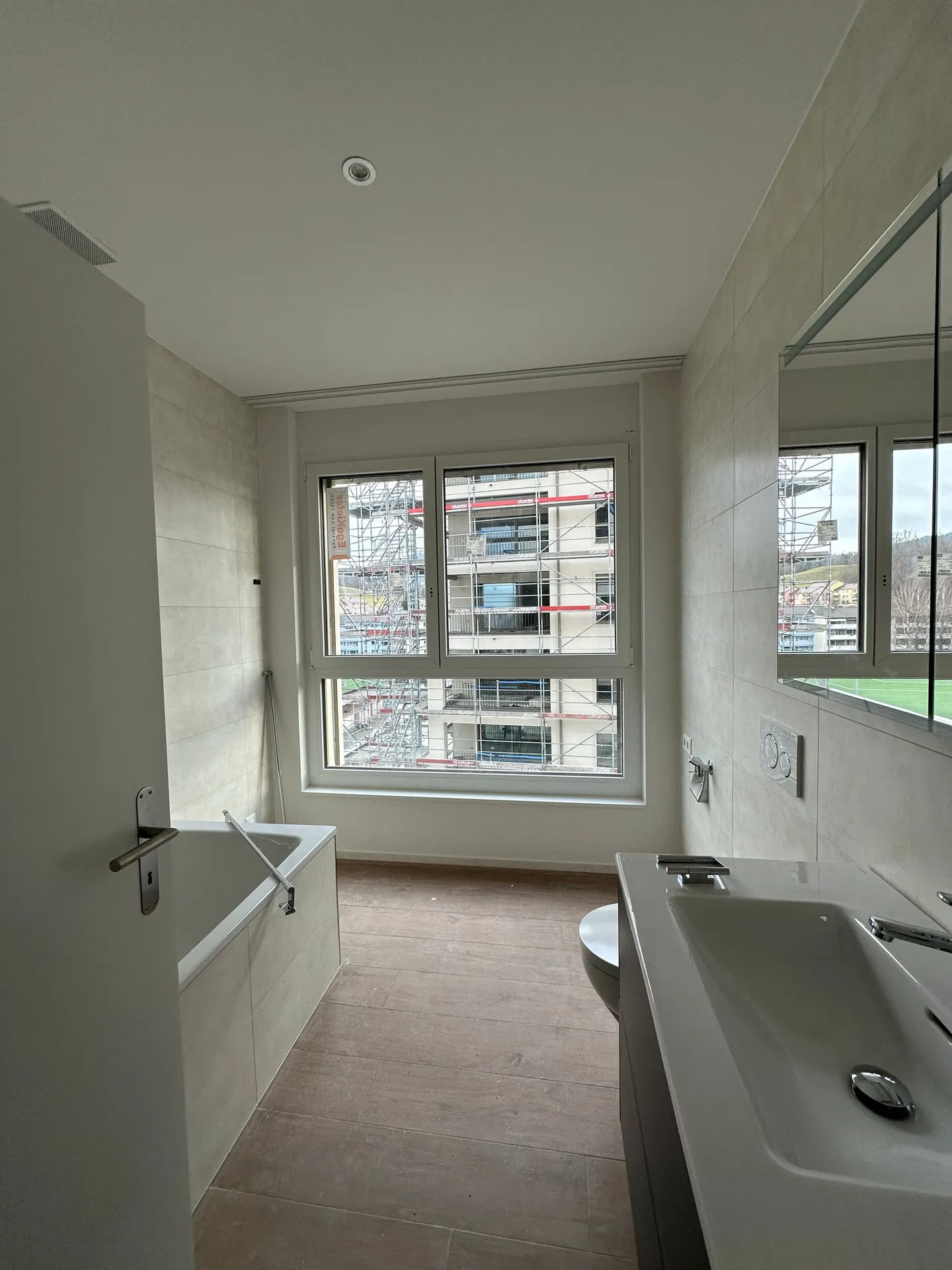 Appartamento 4.5 stanze ultra moderno in standard di proprietà - nuova costruzione - Foto 3 di 6