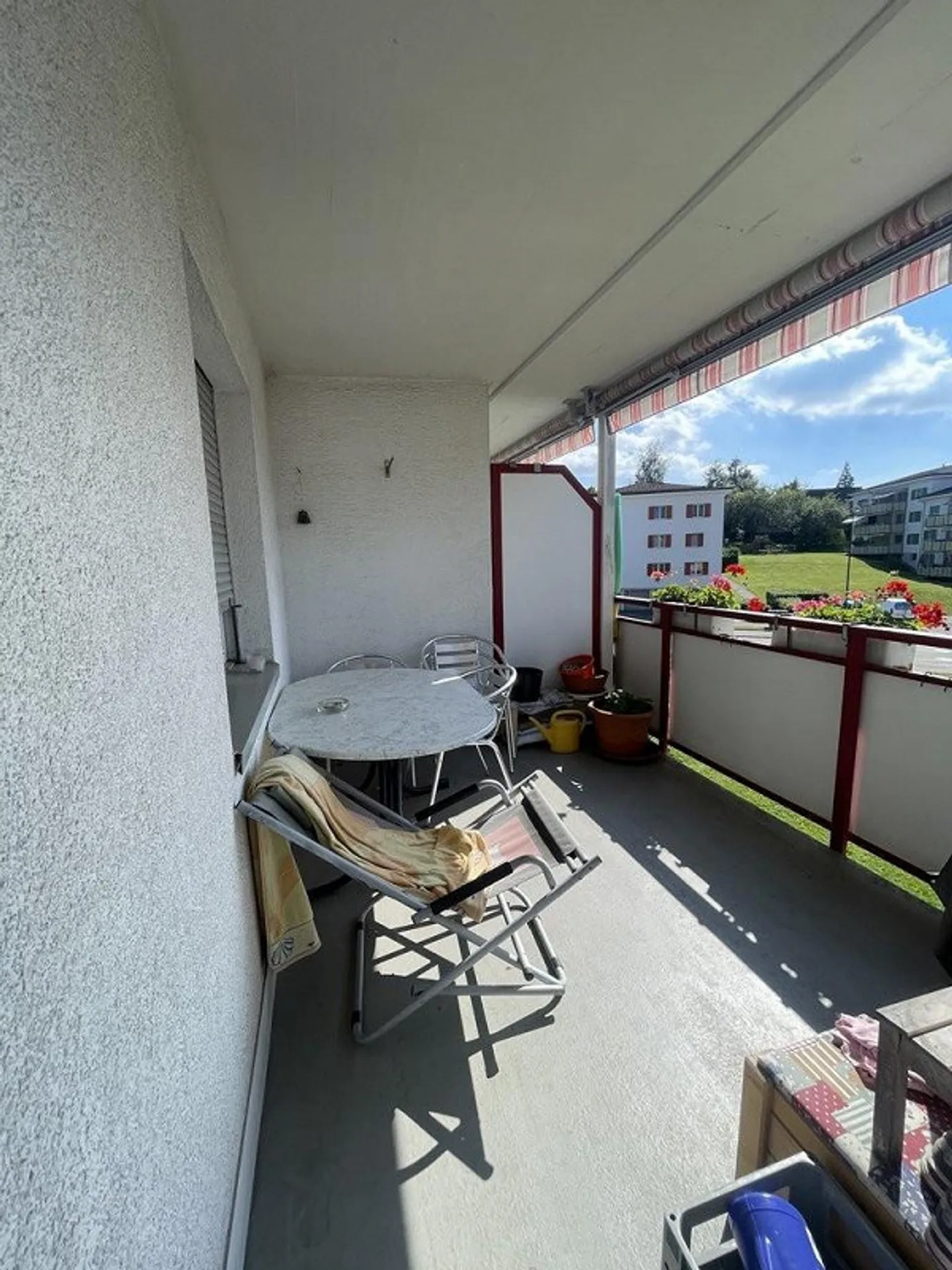 Un buon appartamento di 3 stanze arredato semplicemente a Uster - Foto 5 di 5