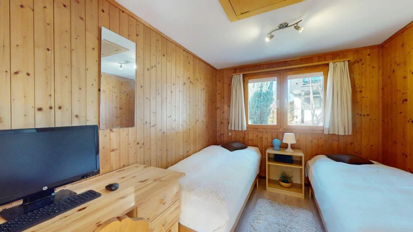 Ferienhaus mit 2 Wohnungen und traumhafter Bergsicht - Foto 6 von 15