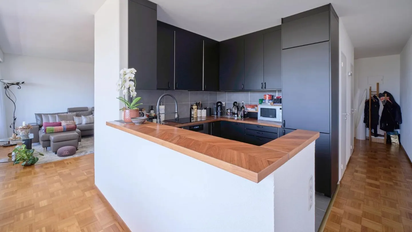 Spacious Apartment in Confignon - Photo 5 of 10