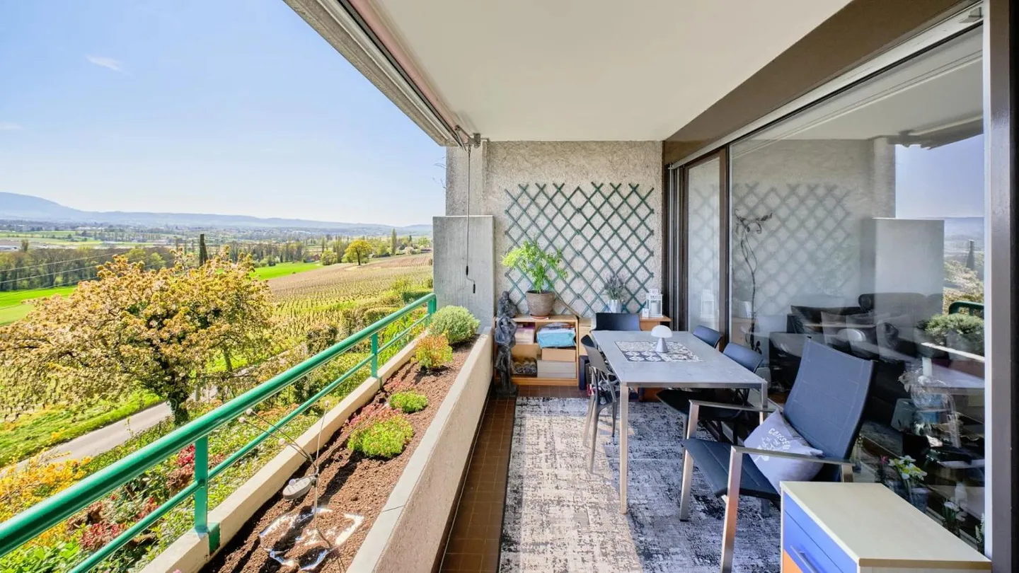 Spacious Apartment in Confignon - Photo 8 of 10