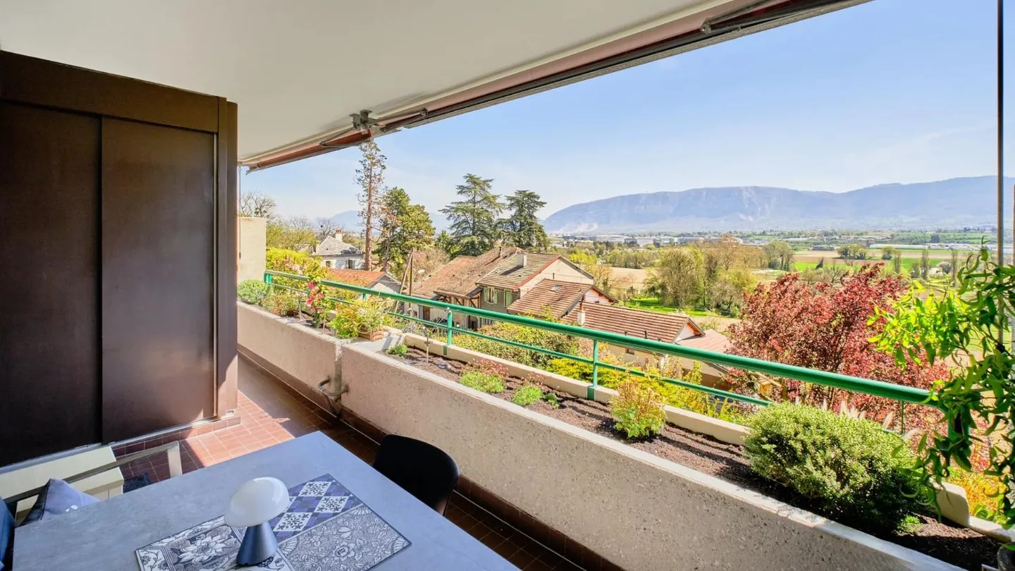 Spacious Apartment in Confignon - Photo 9 of 10
