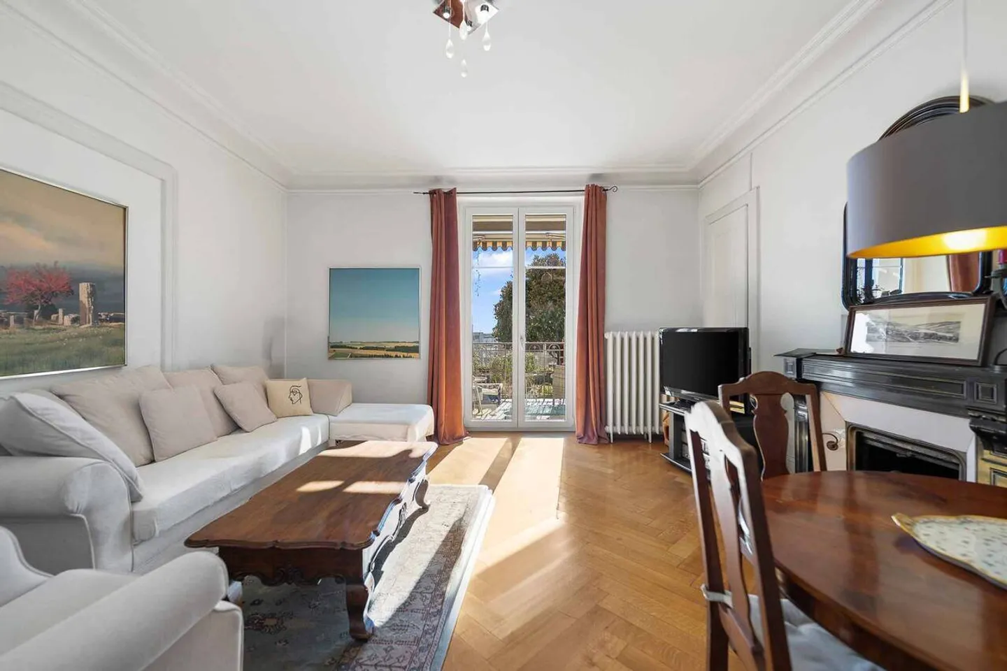 Appartement Charmant avec Jardin Privatif - Photo 3 sur 6