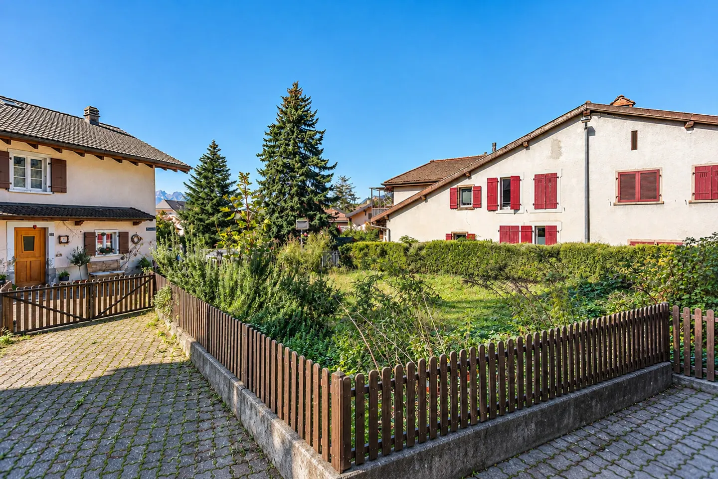 Maison villageoise avec jardin - Photo 2 sur 14
