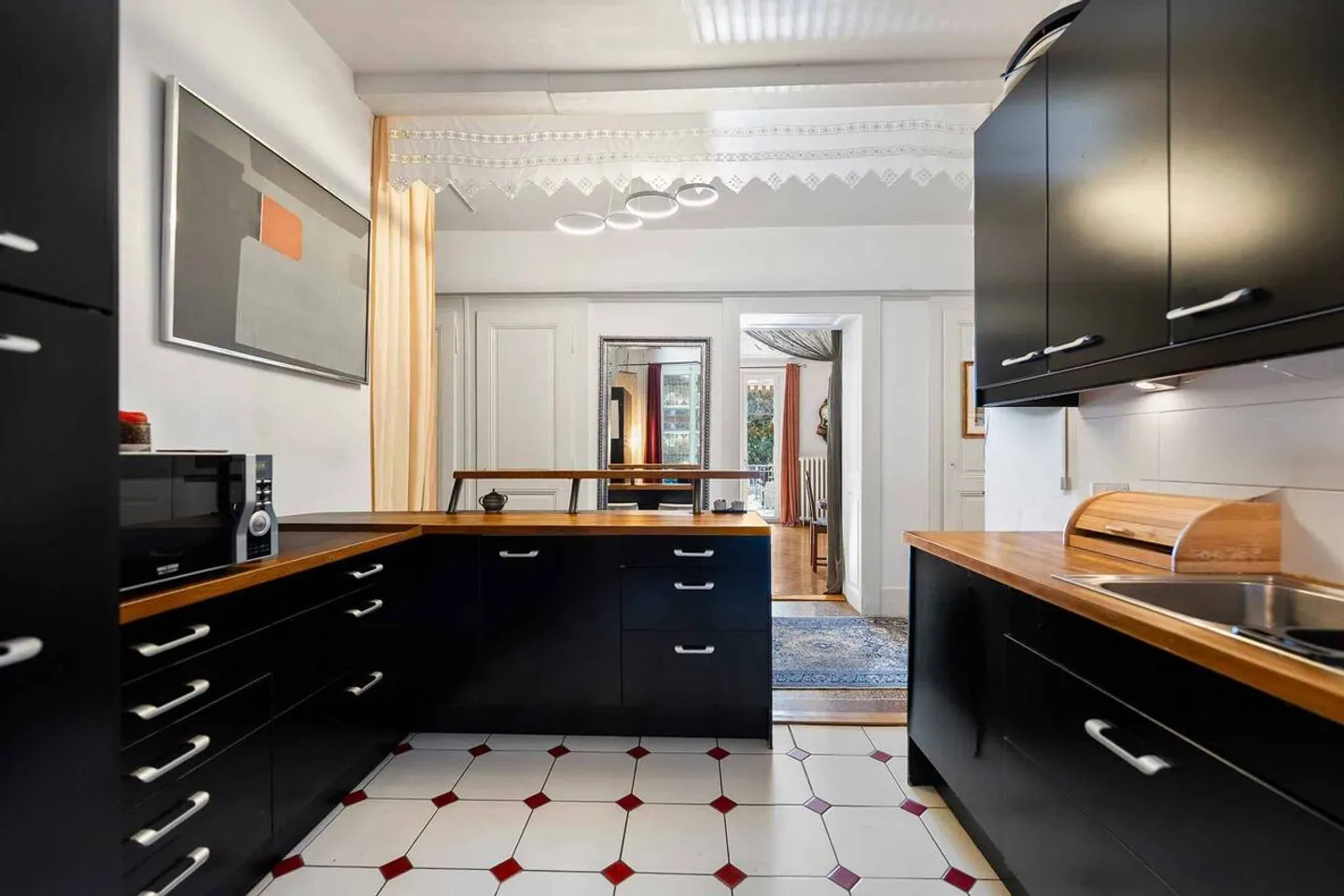 Appartement Charmant avec Jardin Privatif - Photo 4 sur 6