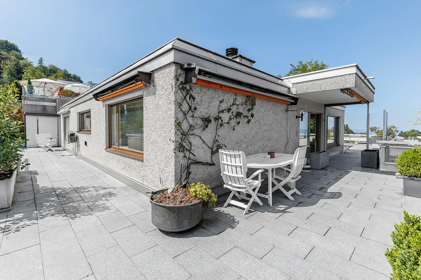 Elegante Attikawohnung mit Terrasse - Foto 11 von 13