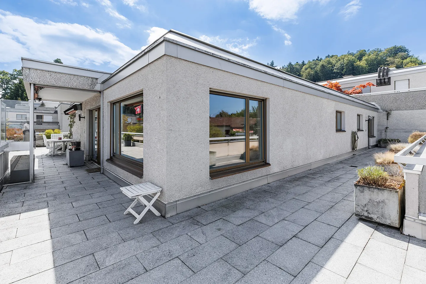 Elegante Attikawohnung mit Terrasse - Foto 12 von 13