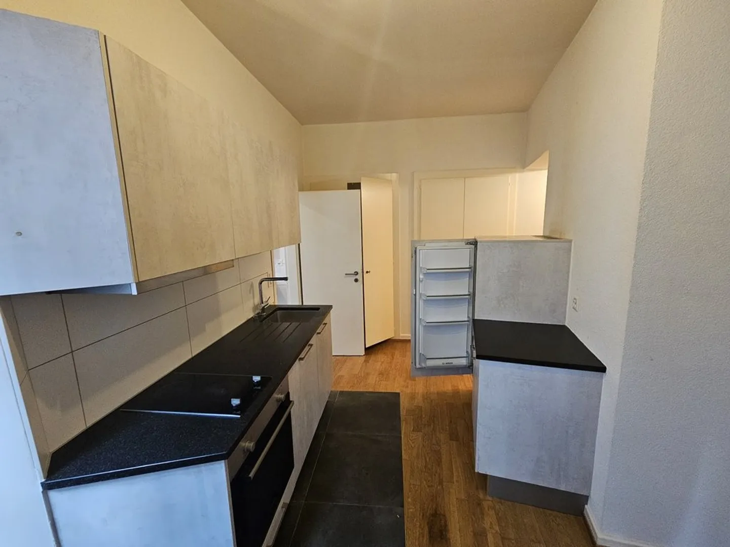 Studio Incantevole in Zona Tranquilla - Foto 2 di 3