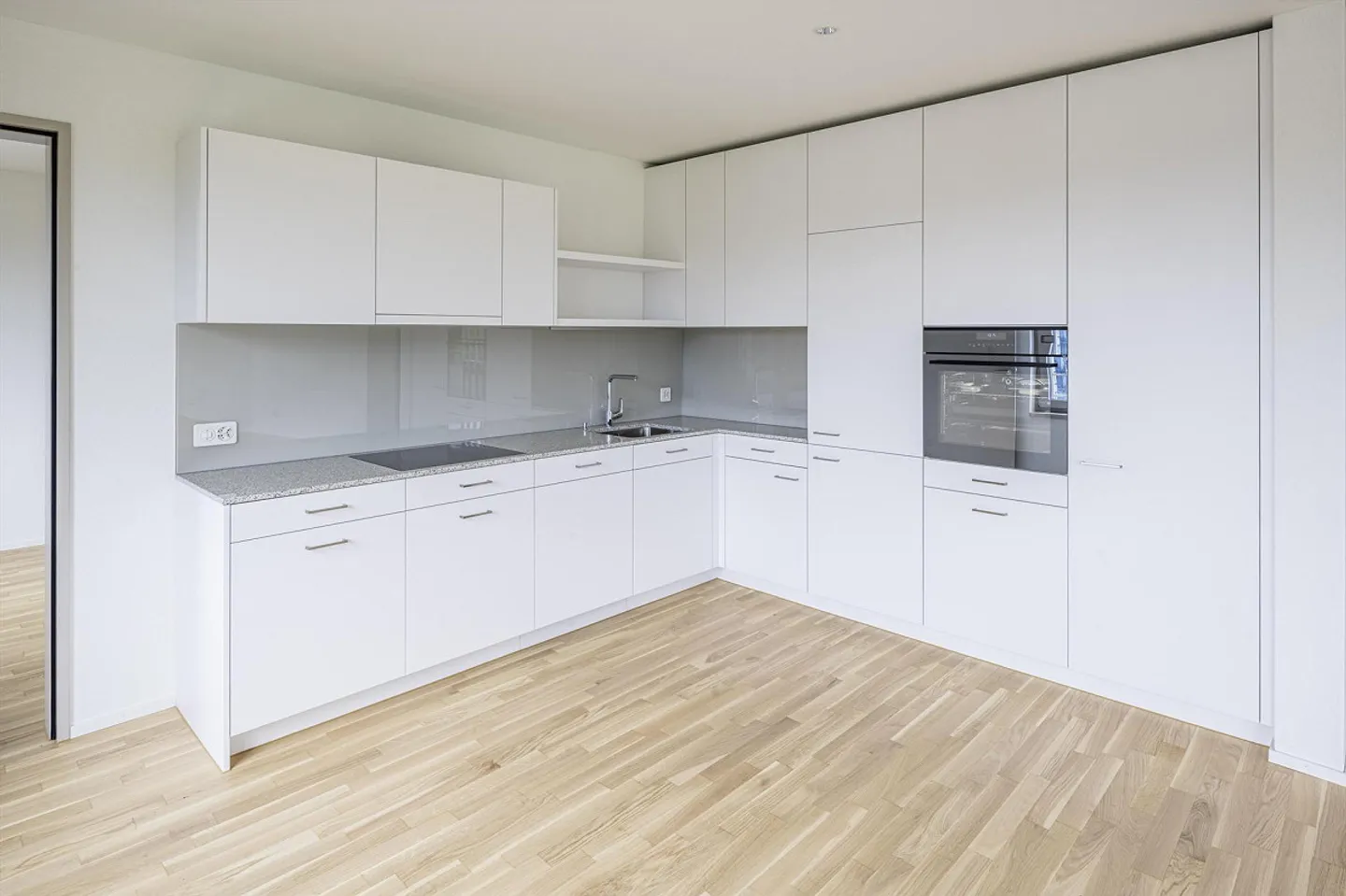 2.5-room apartment in Niederuzwil - Photo 4 of 5