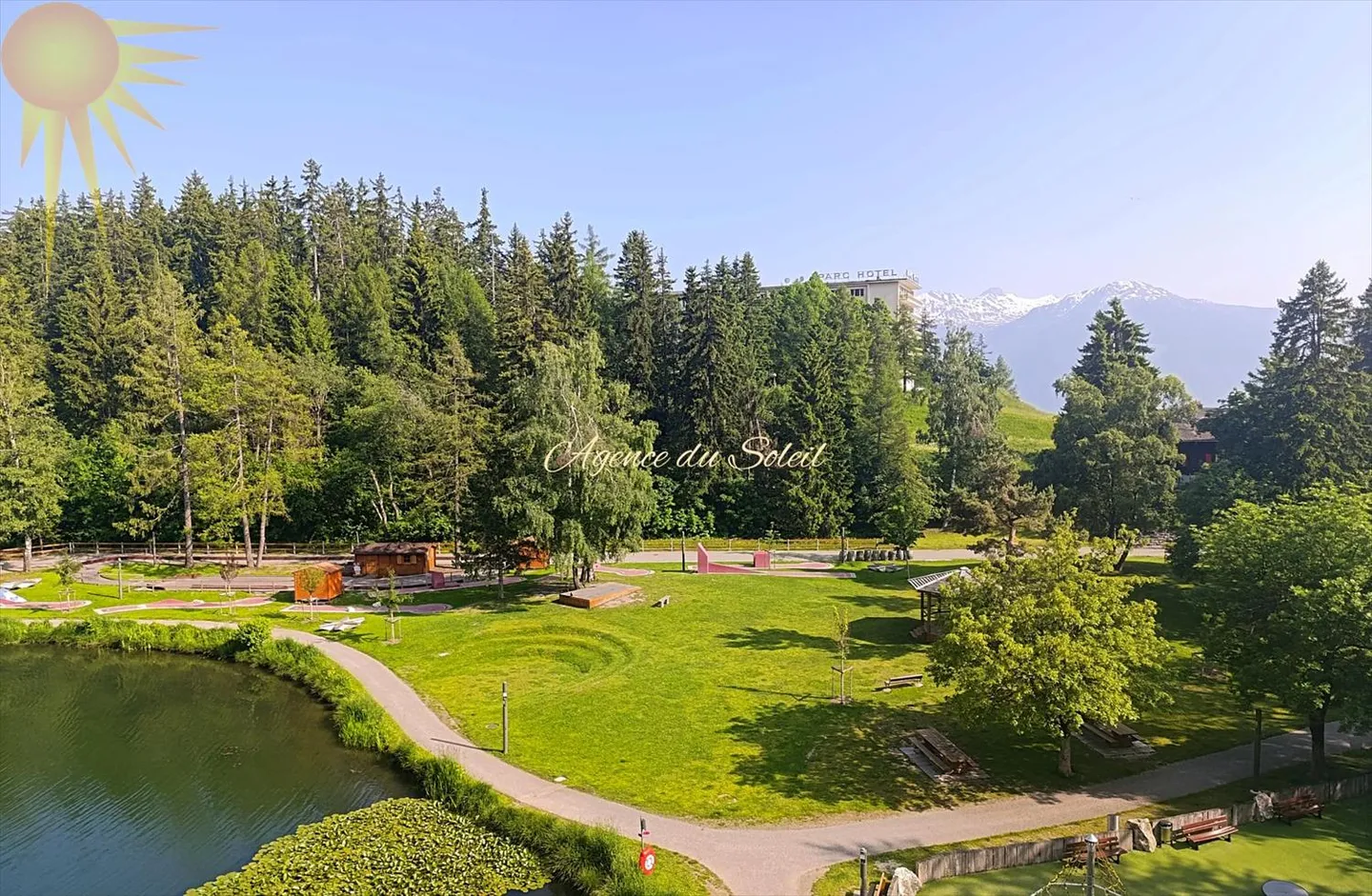 In affitto per tutto l'anno, questo superbo appartamento moderno di 3.5 stanze nel cuore di Montana! - Foto 3 di 13