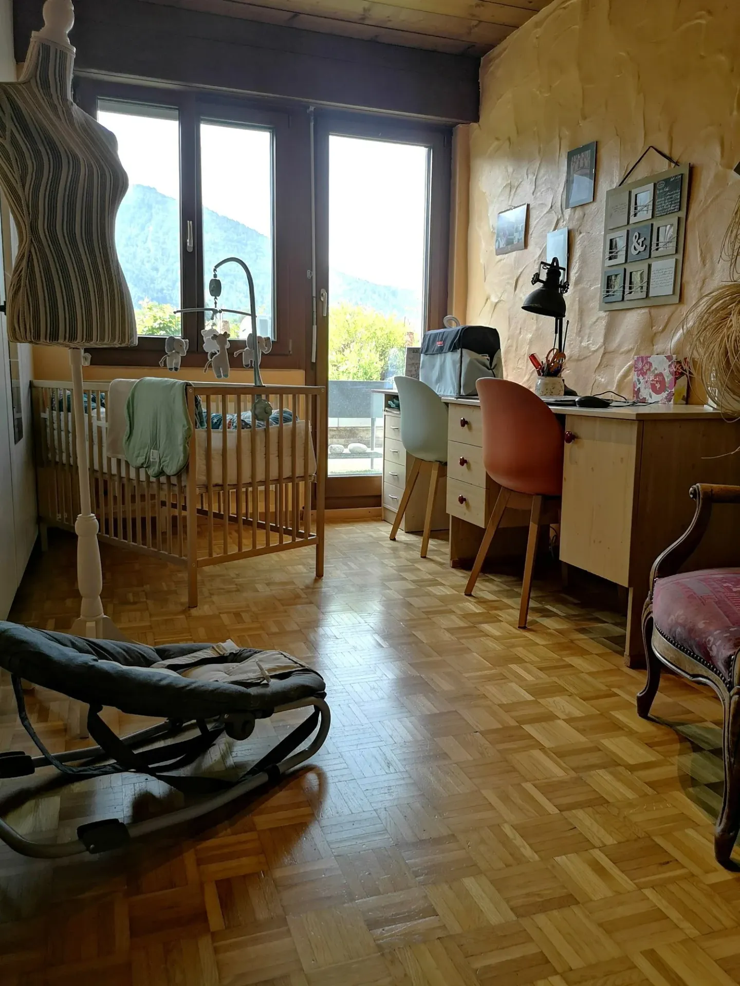 Spacieux appartement-terrasse de 5.5 pièces à Moutier avec vue dégagée, 2 garages - Photo 29 sur 39