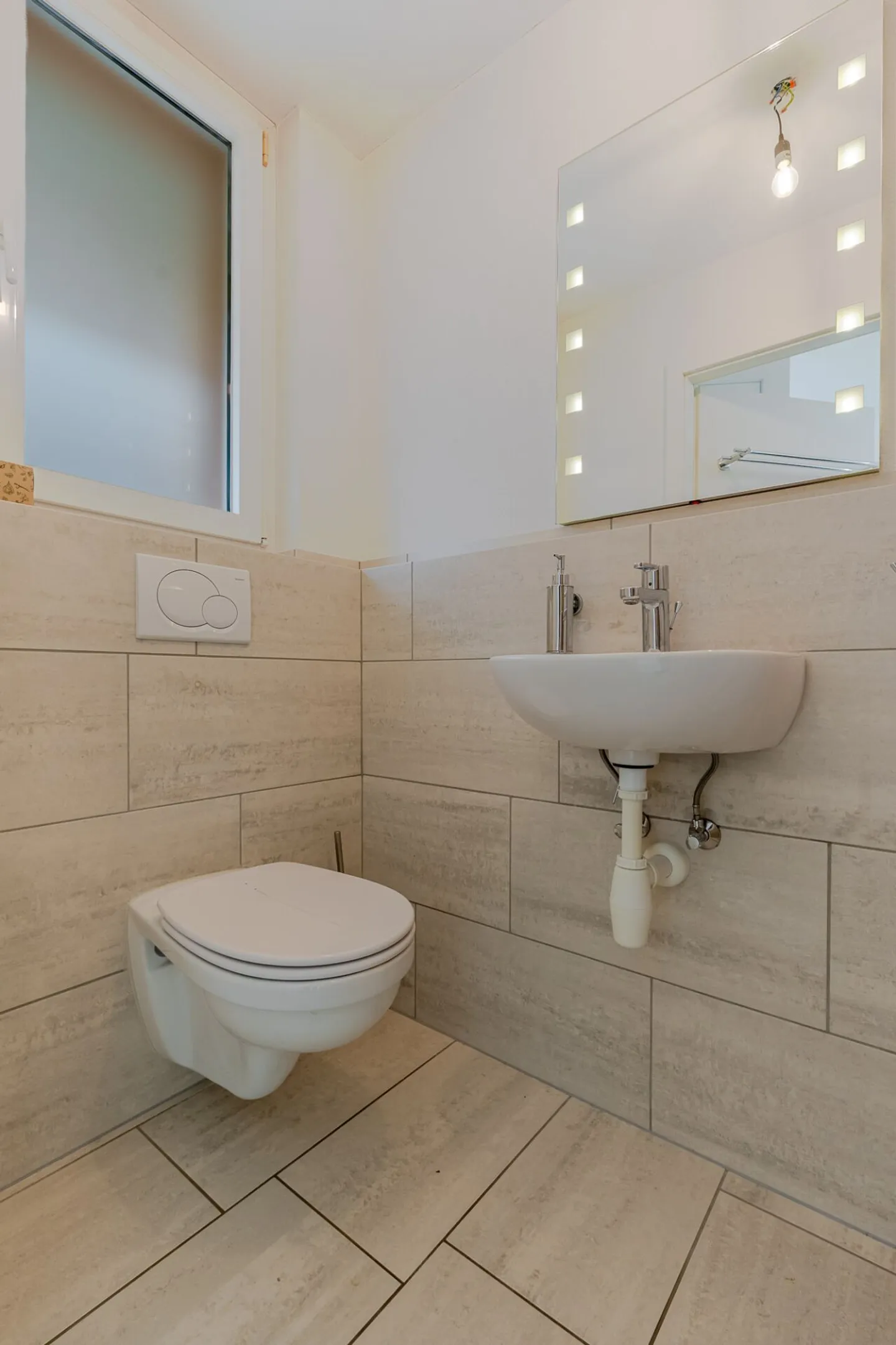 Modern 4.5 Z' Corner Single Family Home with Hobby Room and EHP - Photo 7 of 14