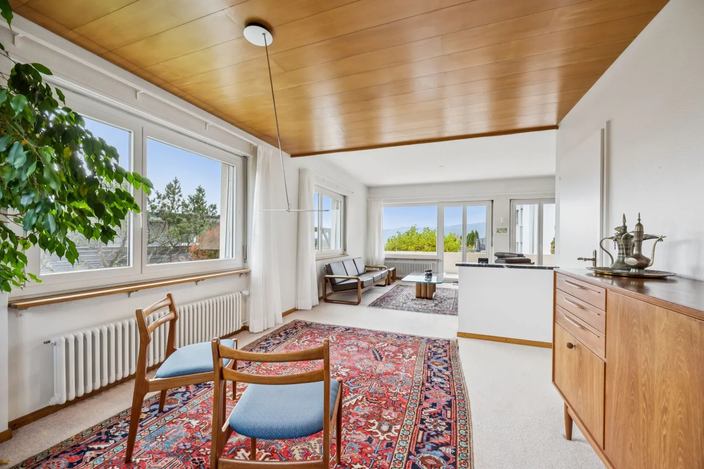 Seltene Gelegenheit: Wohnen mit Aussicht und grossem Garten - Foto 6 von 13