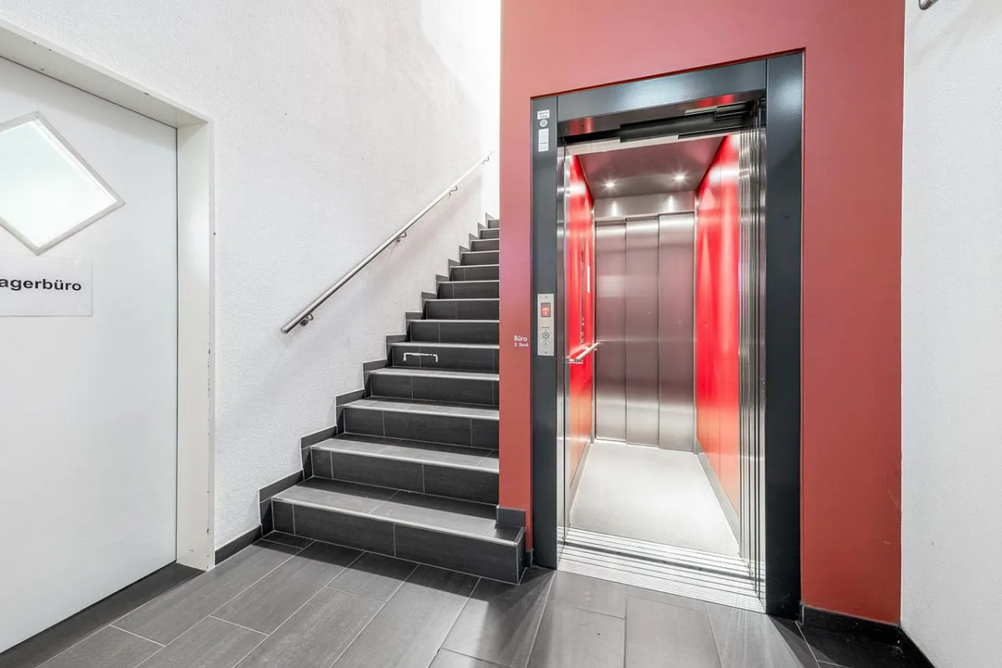 Logistics property with office share in Bremgarten AG - Photo 8 of 8