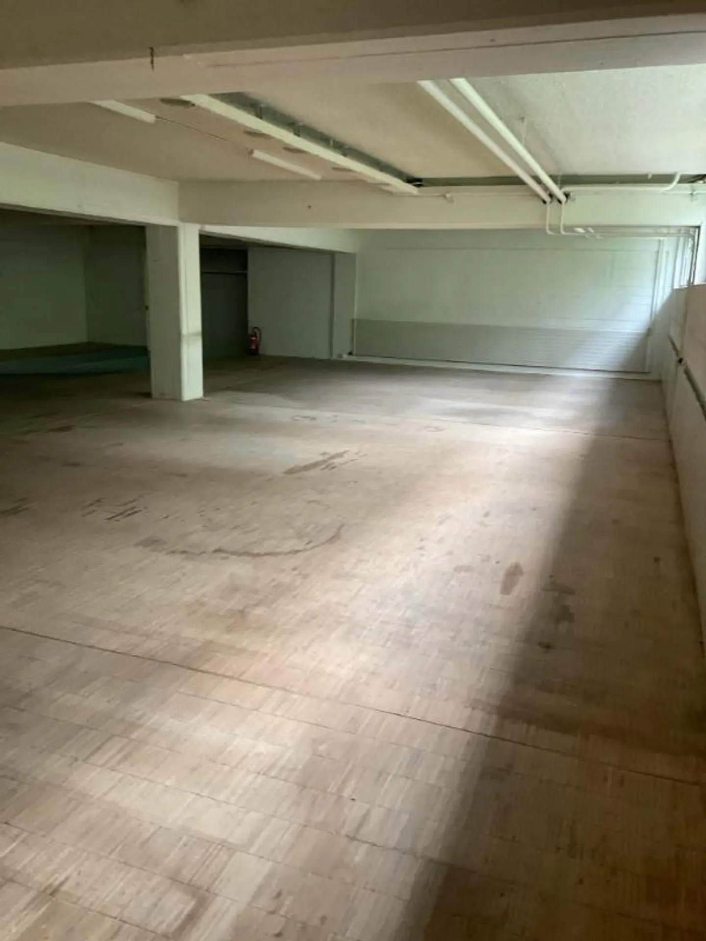 Versatile Commercial Space in Rümlang - Photo 1 of 1