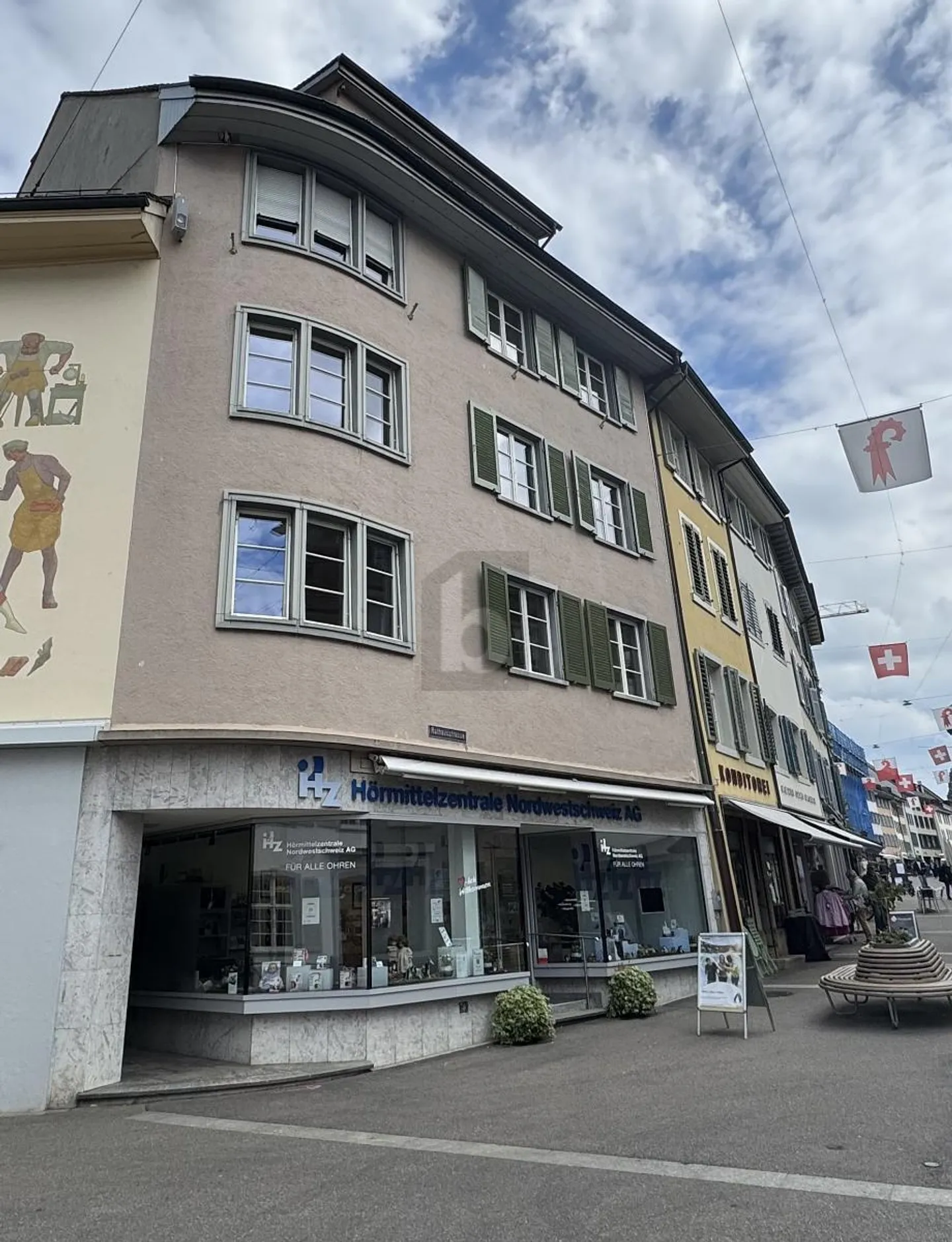 GROSSZÜGIG IM HISTORISCHEN STEDTLI! - Foto 1 di 6