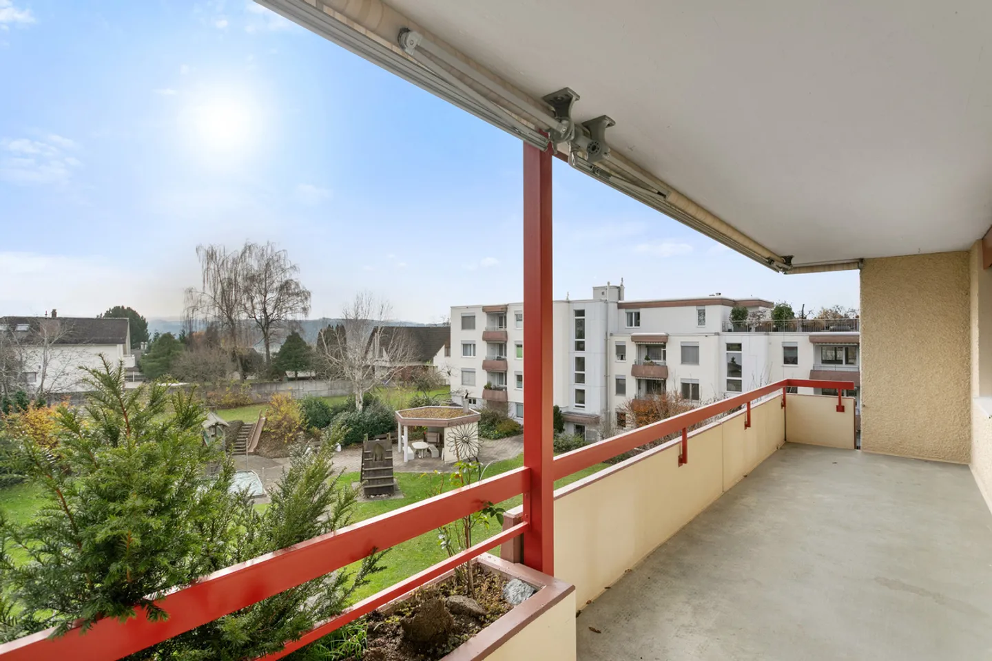 Votre nouveau chez-vous : Appartement penthouse élégant avec vue - Photo 2 sur 8