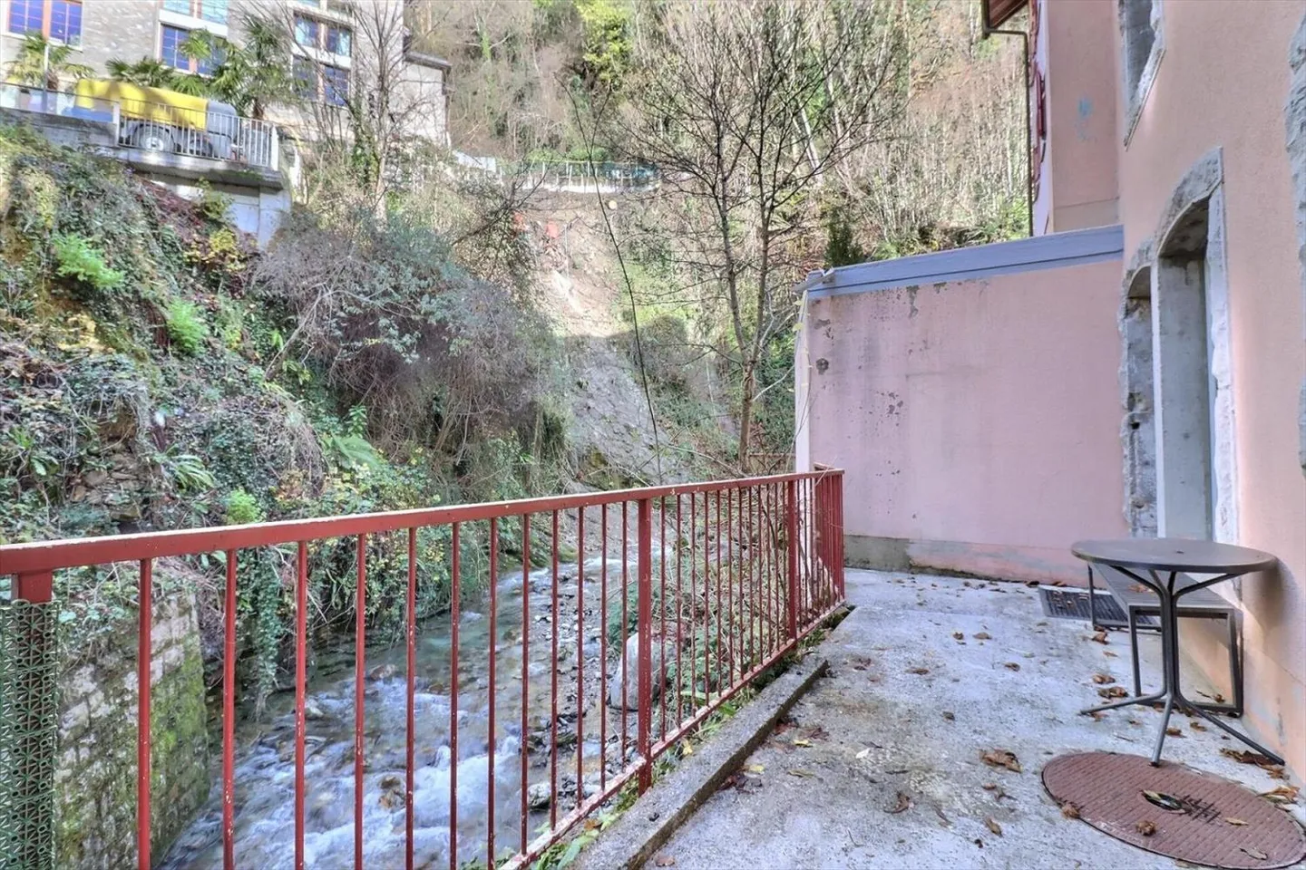 Office/Administration 3.5 Rooms 154 m2 in Montreux - Photo 11 of 12