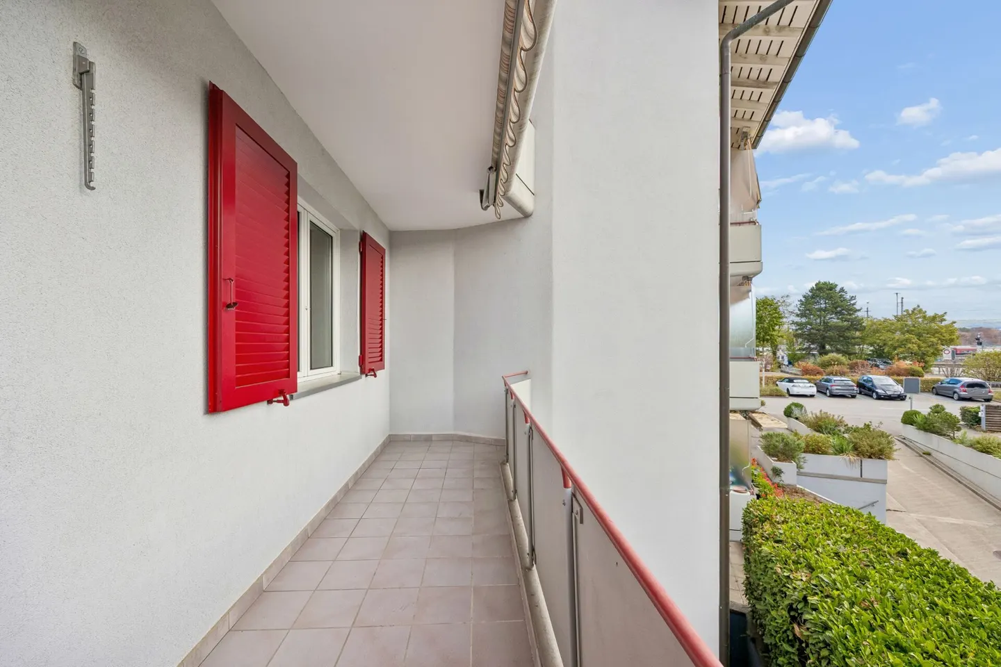 Perfect for Commuters: Quiet 3.5-Room Apartment Near Train Station - Photo 13 of 16