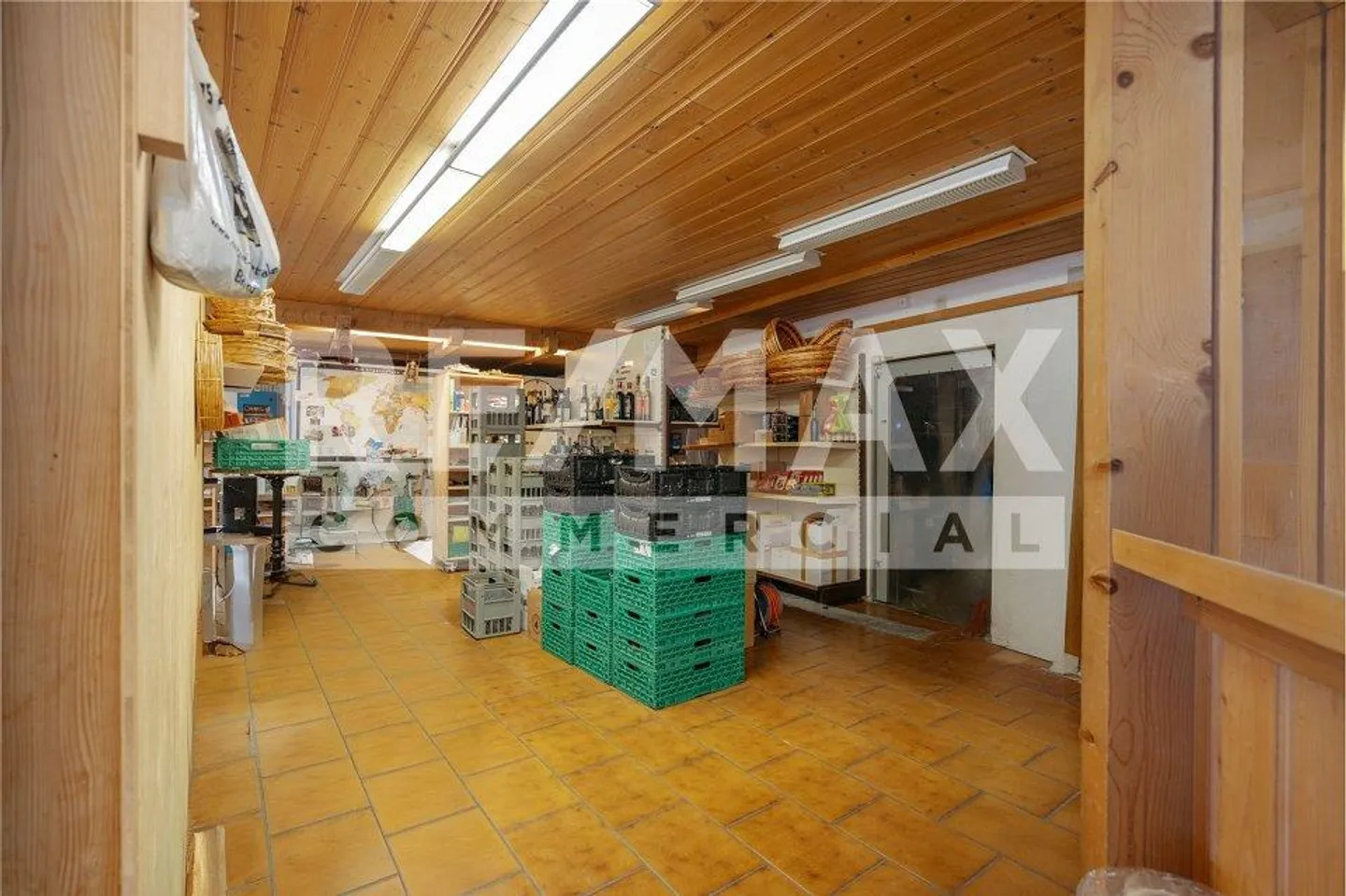 Spazi commerciali interessanti in affitto nella migliore posizione a Brienz - Foto 6 di 13