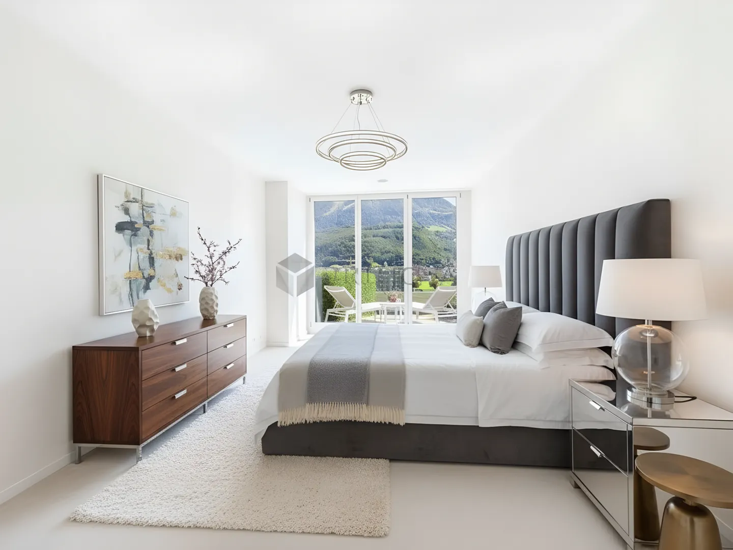 Spacious terrace apartment with garden and panoramic view of the mountains and the lake! - Photo 6 of 16