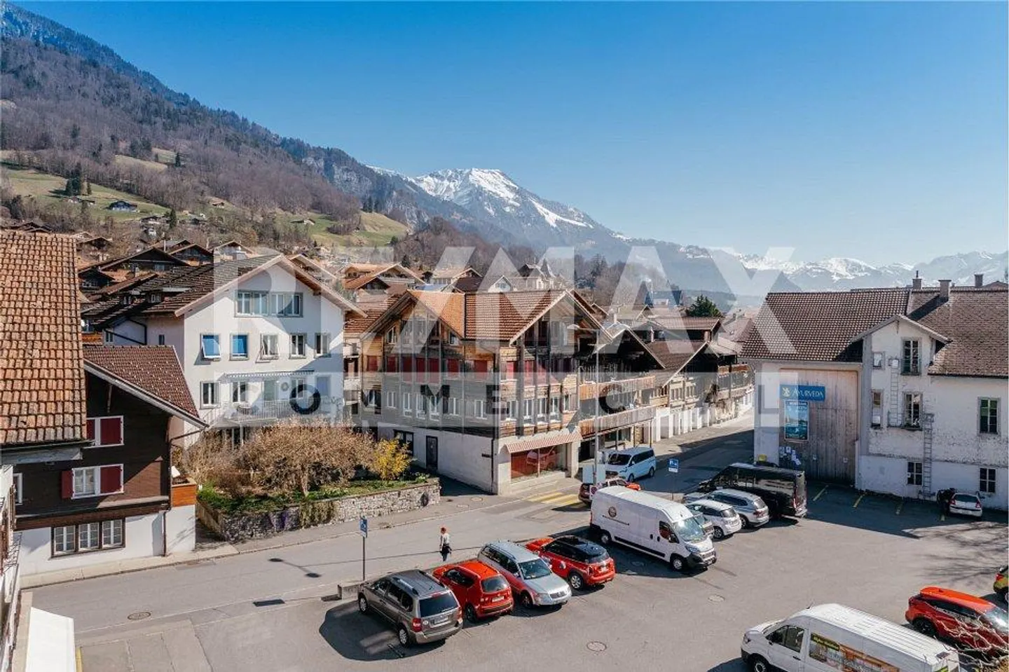 Spazi commerciali interessanti in affitto nella migliore posizione a Brienz - Foto 13 di 13