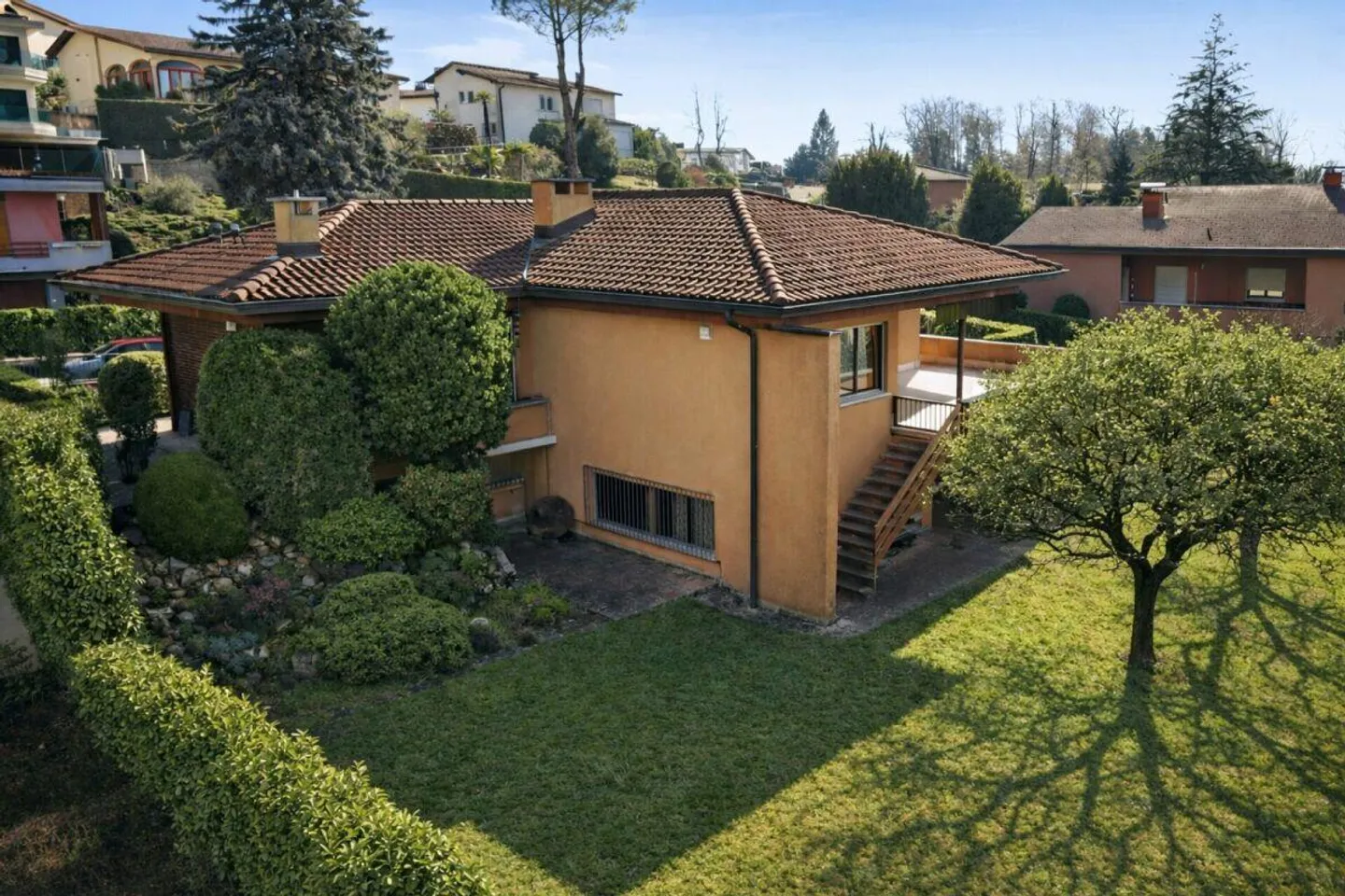 Belle villa avec grand jardin à Villa Foresta - Photo 18 sur 18