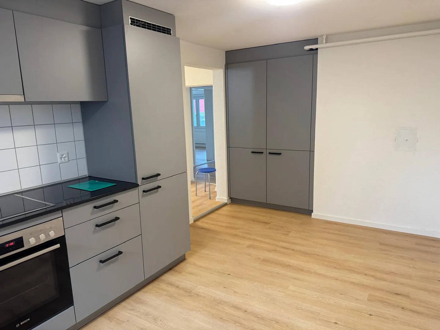 Modern 3.5-room apartment in Rothenhausen - Photo 4 of 15