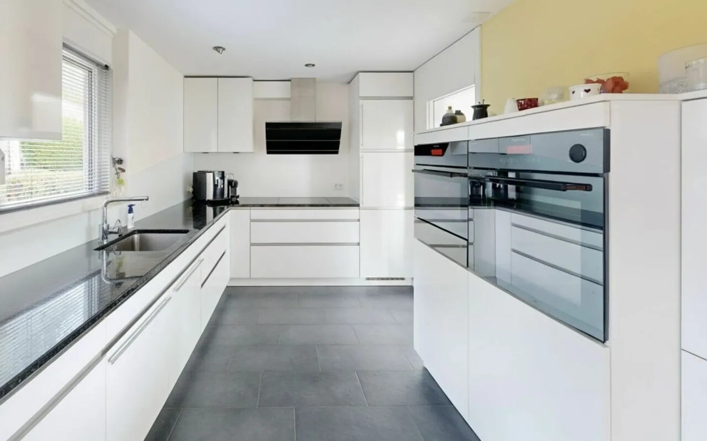 MAISON INDIVIDUELLE UNIQUE À HERRENSCHWANDEN - Photo 3 sur 18