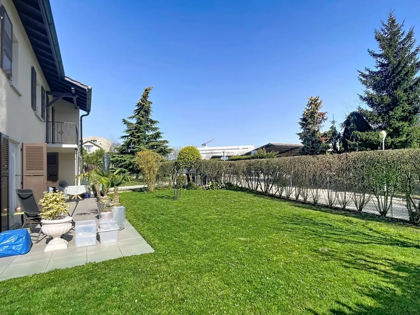 Charming Duplex in Renens - Photo 3 of 13